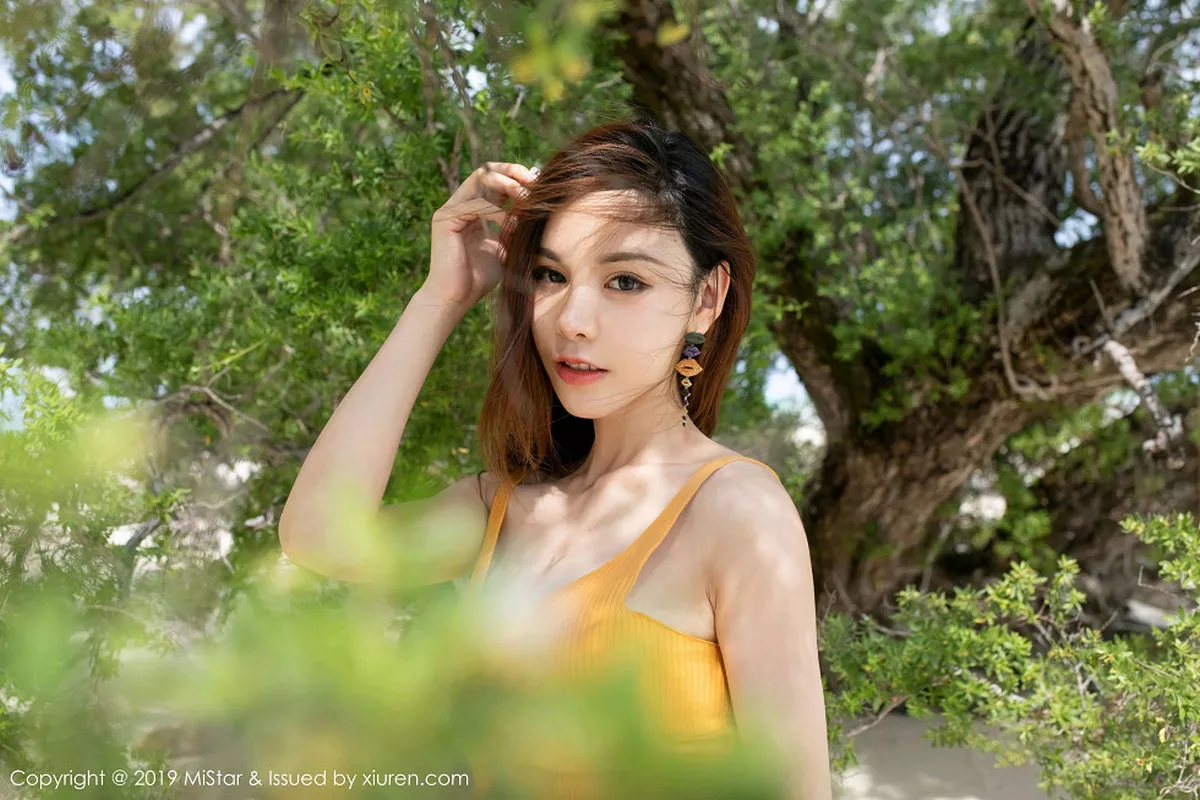 秀人集.com_[MiStar魅妍社]Vol.299_嫩模沈佳熹仙本那旅拍户外性感内衣配牛仔裤完美诱惑写真40P