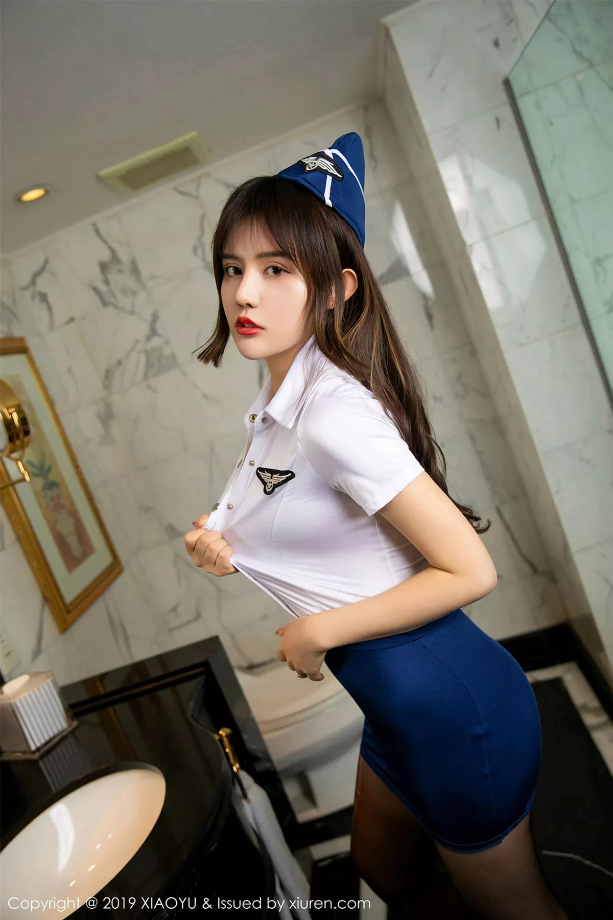 秀人集.com_[XiaoYu画语界]Vol.117_女神Cris_卓娅祺性感空乘制服白衬衣配黑丝裤袜诱惑写真54P