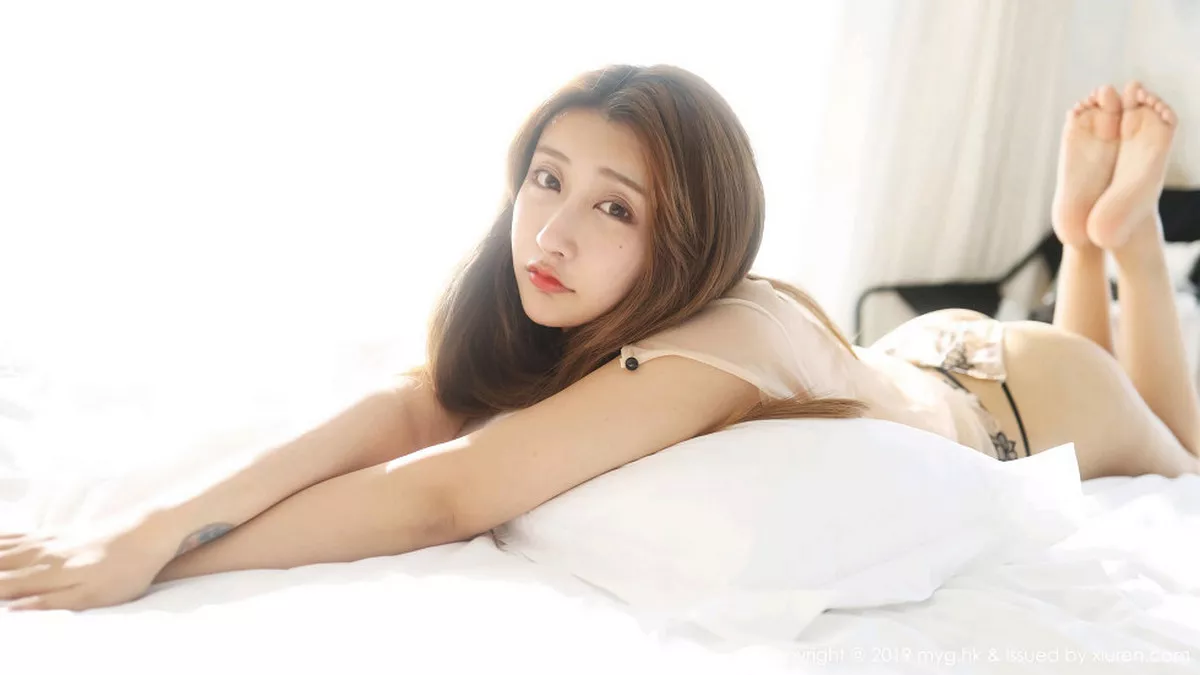 秀人集.com_[MyGirl美媛馆]Vol.375_嫩模奈美nana私房床上薄纱透视内衣配丁字裤惹火诱惑写真63P