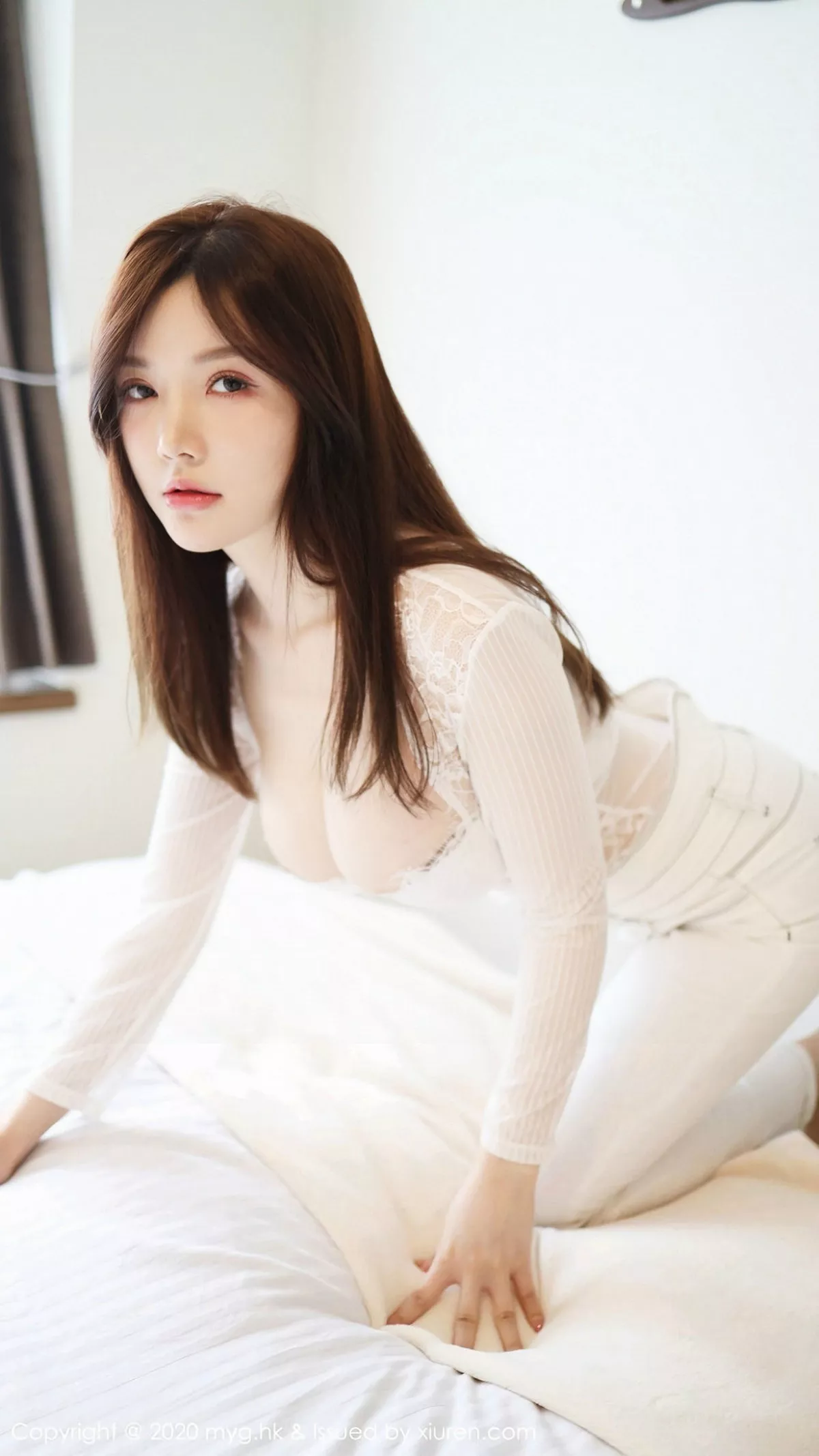 秀人集.com_[MyGirl美媛馆]Vol.428_女神糯美子Mini日本旅拍私房牛仔裤半脱露翘臀诱惑写真115P