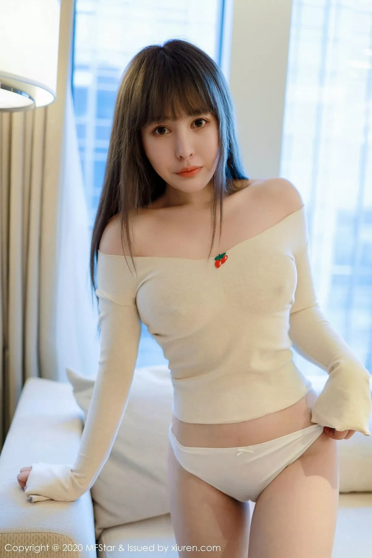 秀人集.com_[MFStar模范学院]Vol.284_嫩模艾莉Evelyn私房性感白色内衣秀雪白酥胸诱惑写真63P
