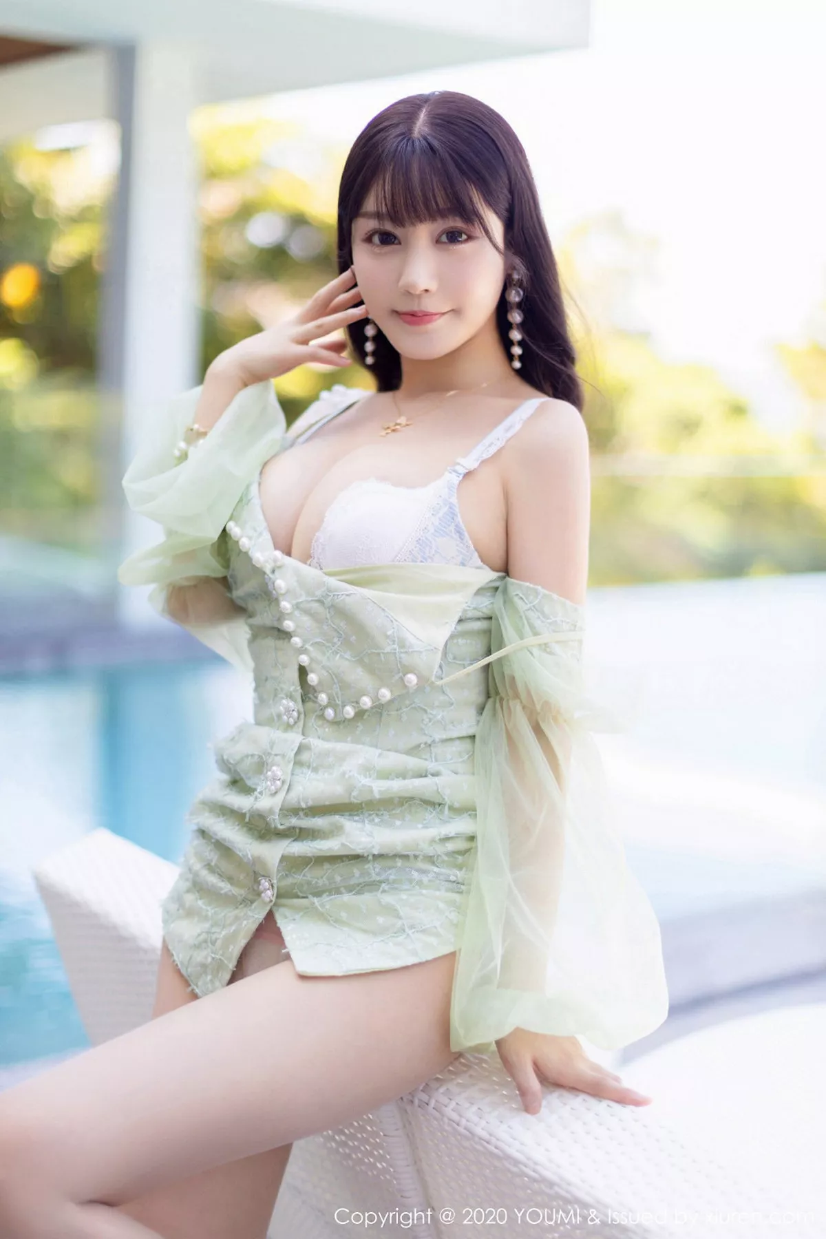 秀人集.com_[YouMi尤蜜荟]Vol.417_女神朱可儿普吉岛旅拍私房蕾丝内衣配破烂肉丝诱惑写真102P