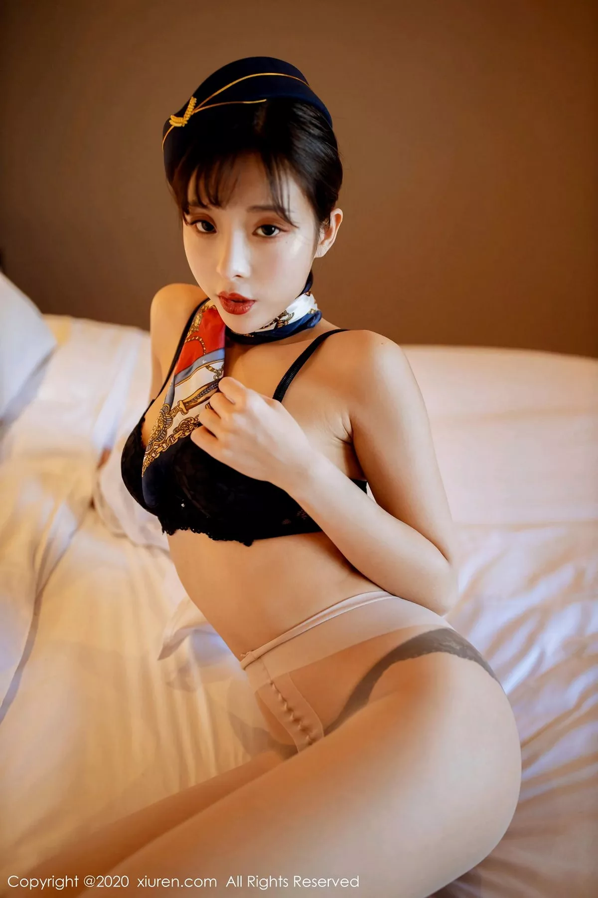 秀人集.com_[XiuRen秀人网]No.2119_嫩模陈小喵空姐制服主题私房半脱内裤露翘臀撩人姿势诱惑写真68P