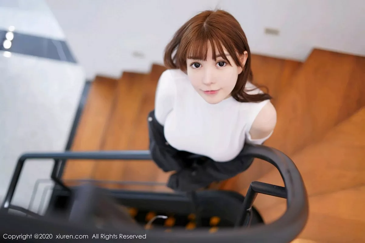 秀人集.com_[XiuRen秀人网]No.2147_嫩模UU酱户外脱黑色外套露魔鬼身材童颜巨乳完美诱惑写真83P