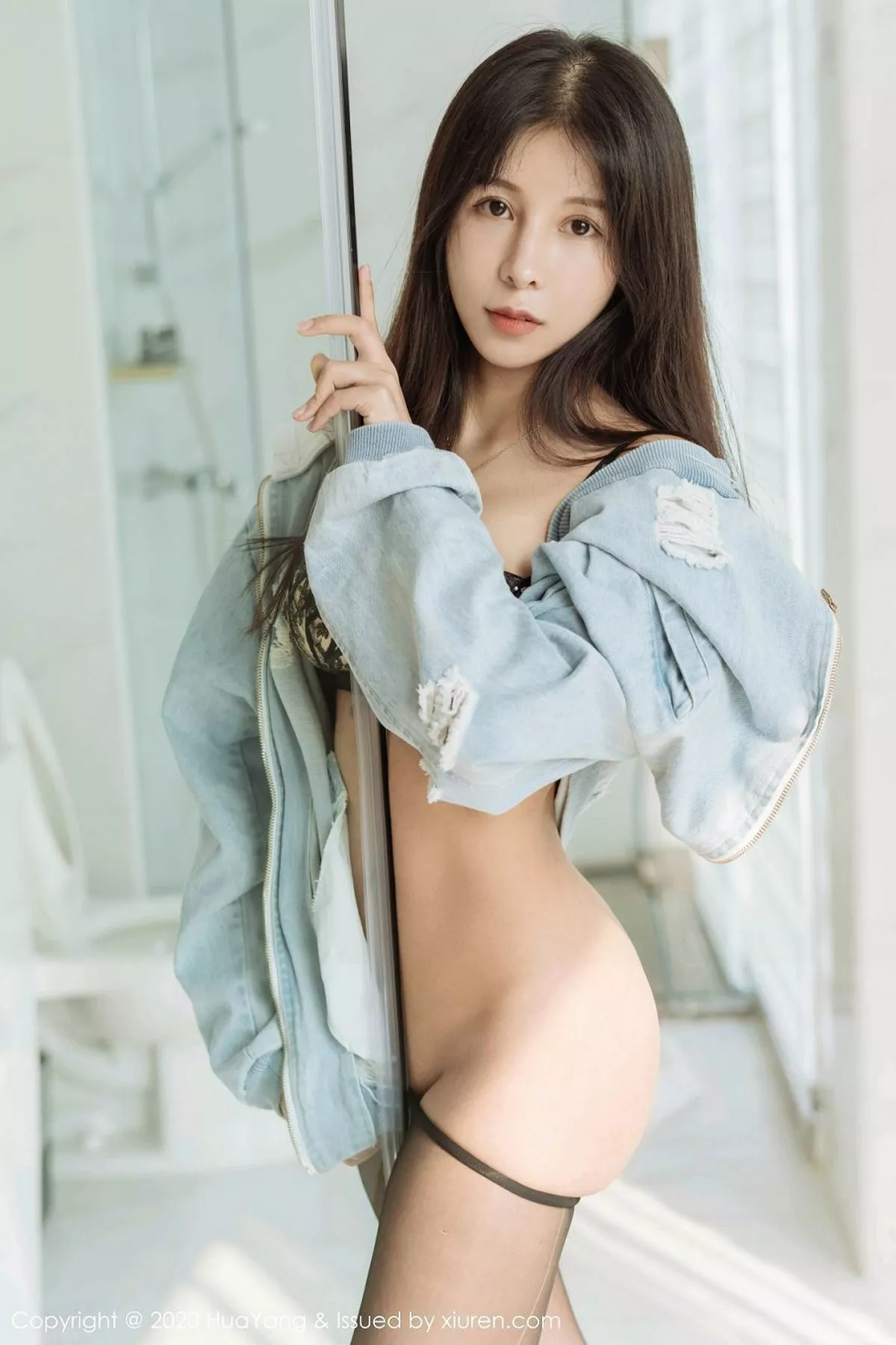 秀人集.com_[HuaYang花漾]Vol.238_嫩模奥莉私房浴室场景主题无内黑丝裤袜秀翘臀美腿诱惑写真51P