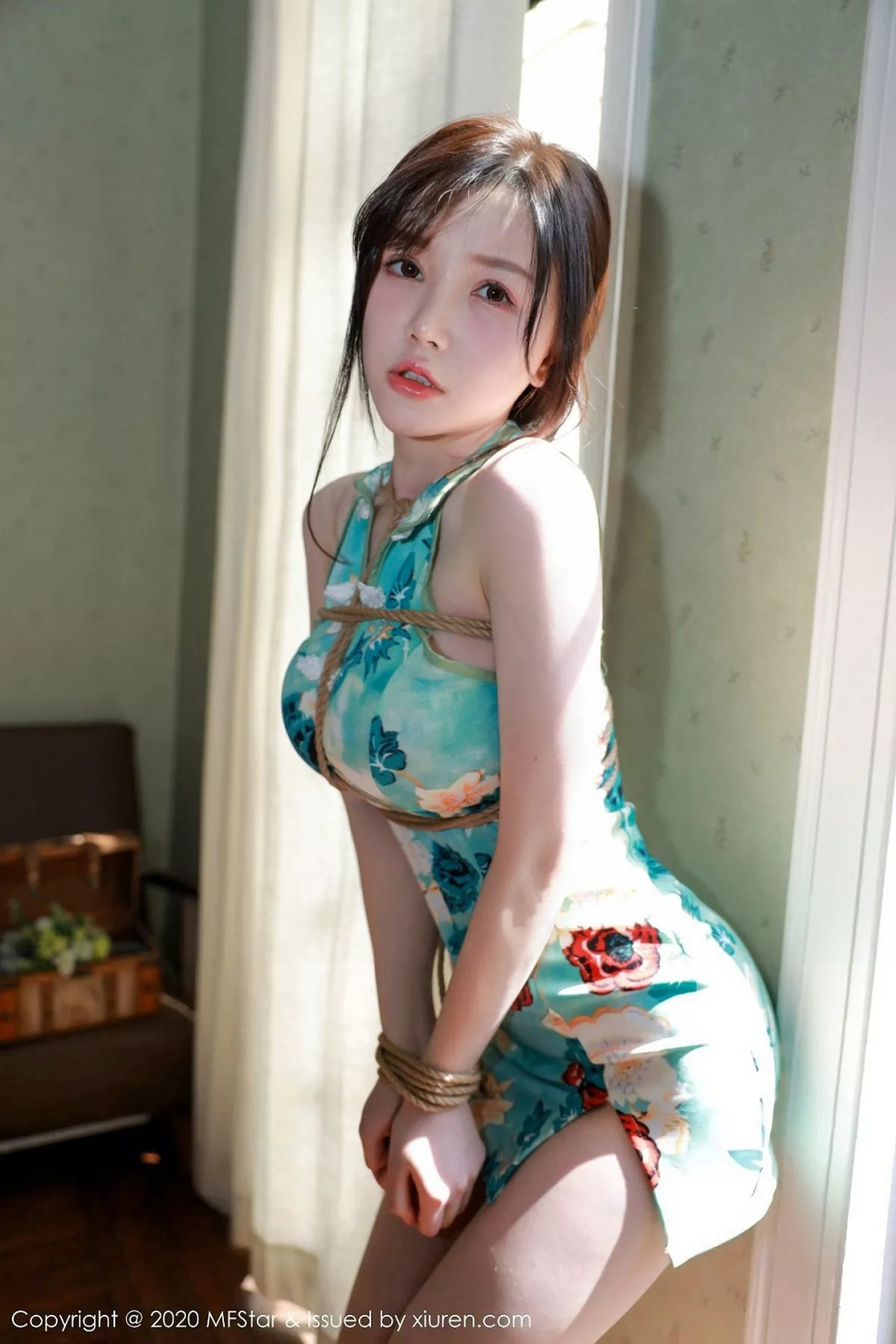 秀人集.com_[MFStar模范学院]Vol.293_女神糯美子Mini私房古韵旗袍情趣捆绑艺极致丝袜诱惑写真56P