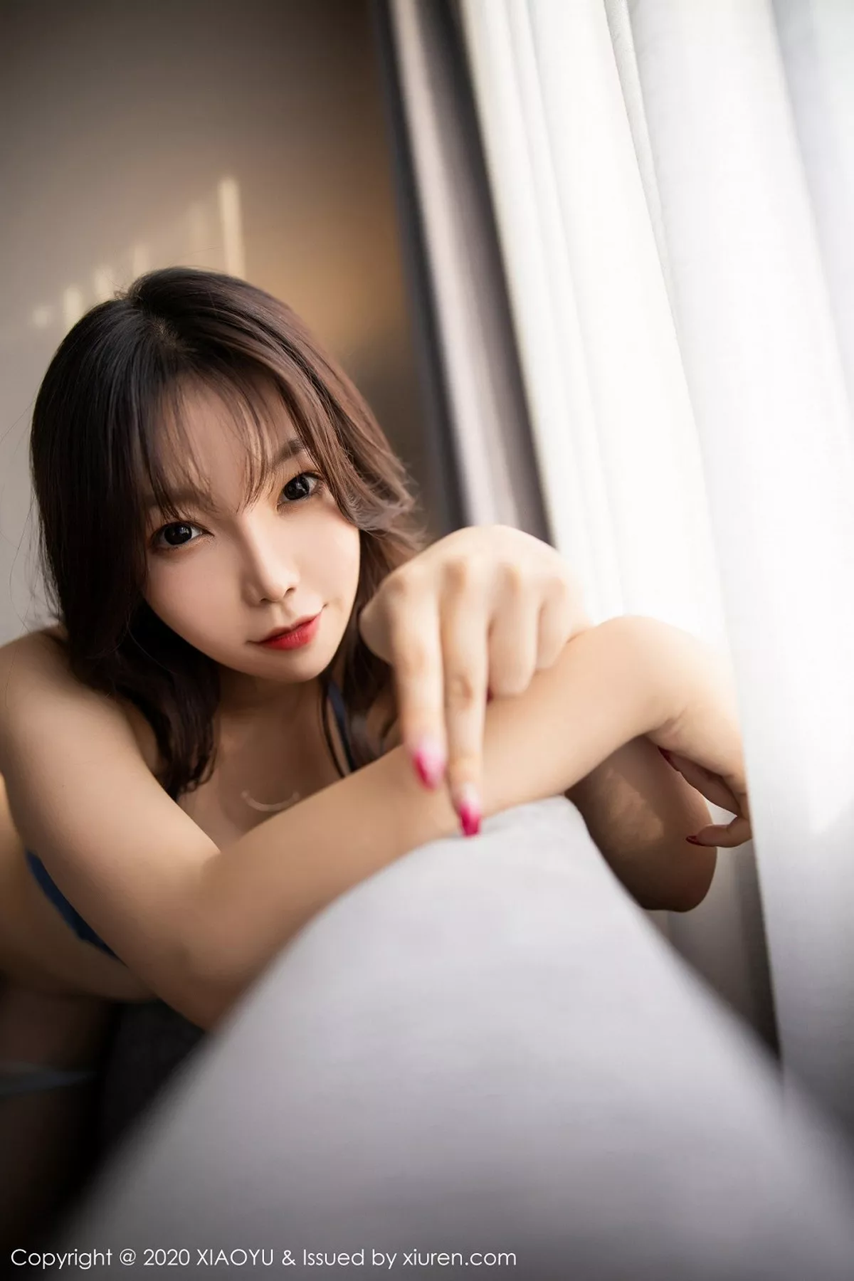 秀人集.com_[XiaoYu画语界]Vol.275_女神芝芝Booty济州岛旅拍古韵旗袍配肉丝袜完美诱惑写真86P