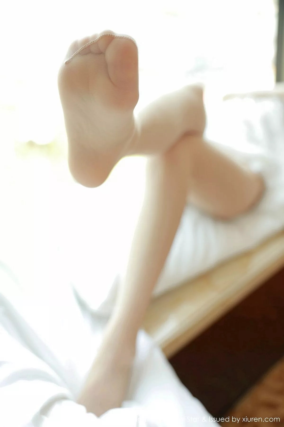 秀人集.com_[MFStar模范学院]Vol.315_嫩模言沫私房白色缕空睡衣配无内肉丝裤袜撩人诱惑写真40P