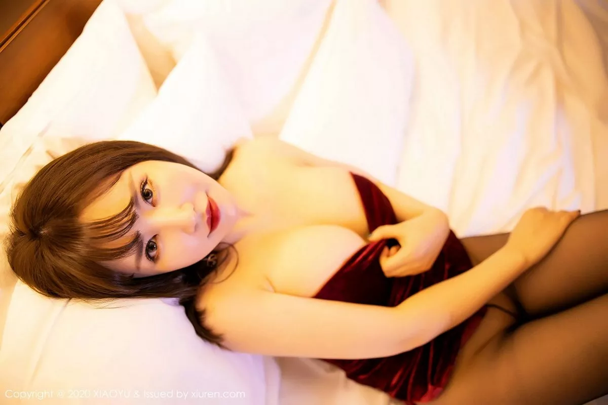 秀人集.com_[XiaoYu画语界]Vol.316_嫩模夏小雅私房超低胸礼服配无内黑丝裤袜极致魅惑写真58P