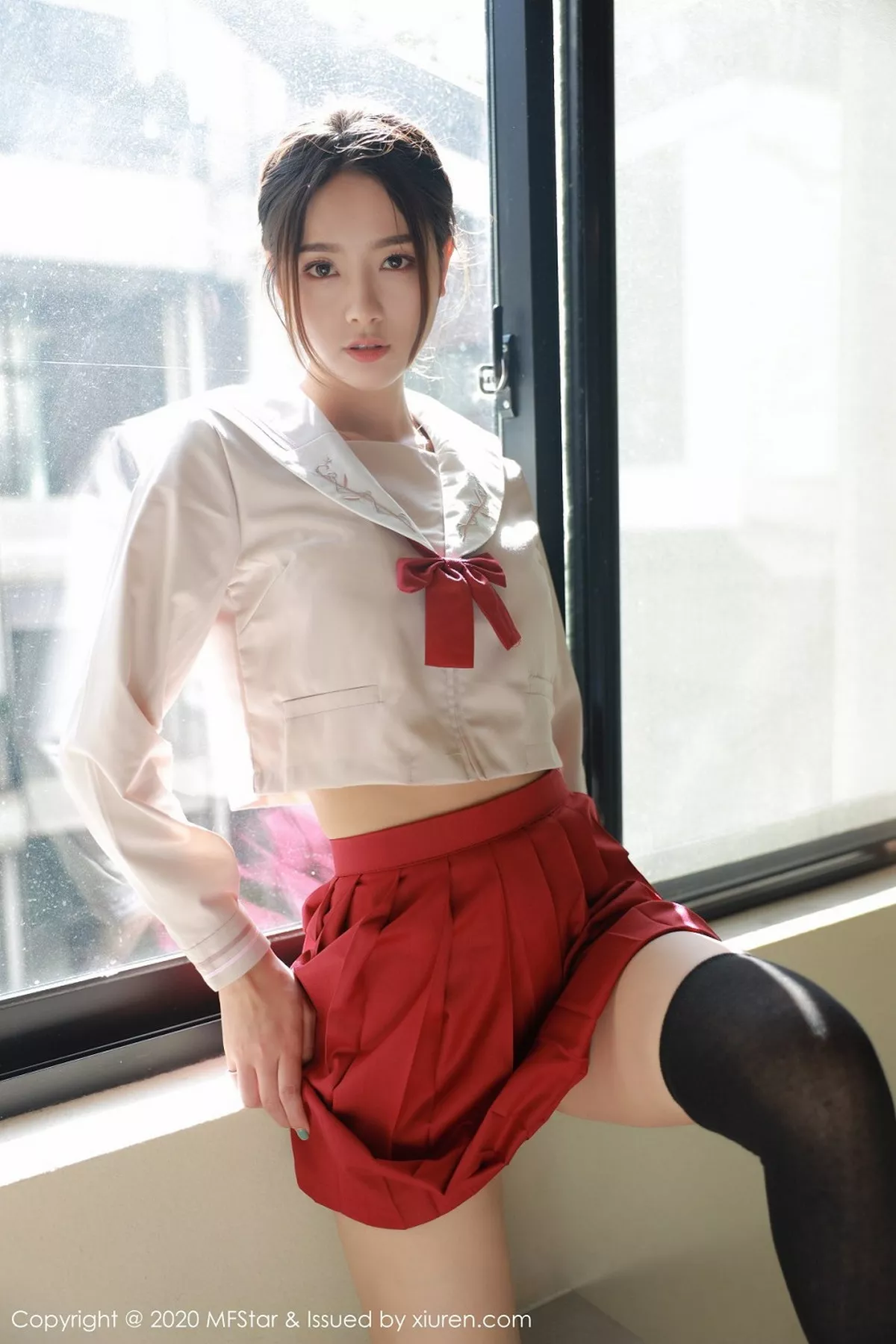 秀人集.com_[MFStar模范学院]Vol.340_嫩模方子萱私房经典JK制服主题红短裙配黑丝袜性感写真61P