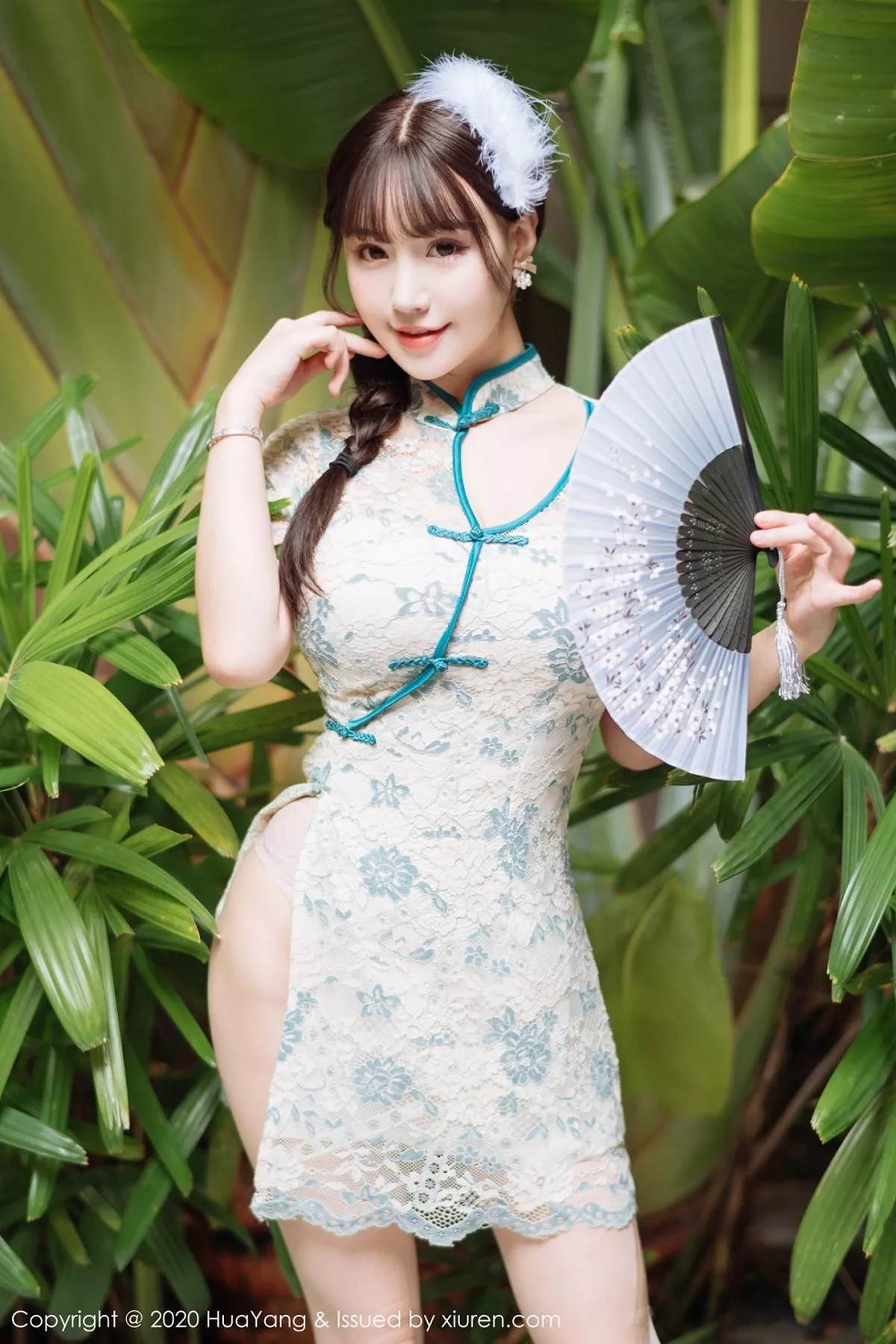 秀人集.com_[HuaYang花漾]Vol.256_女神朱可儿Flower三亚旅拍典雅韵味旗袍配蕾丝内衣诱惑写真56P