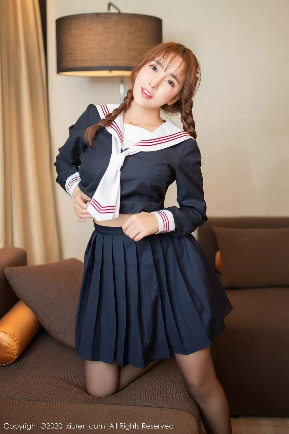 秀人集.com_[XiuRen秀人网]No.2263_嫩模陶喜乐_lele乌镇旅拍学生制服主题开档黑丝裤袜秀翘臀诱惑写真73P