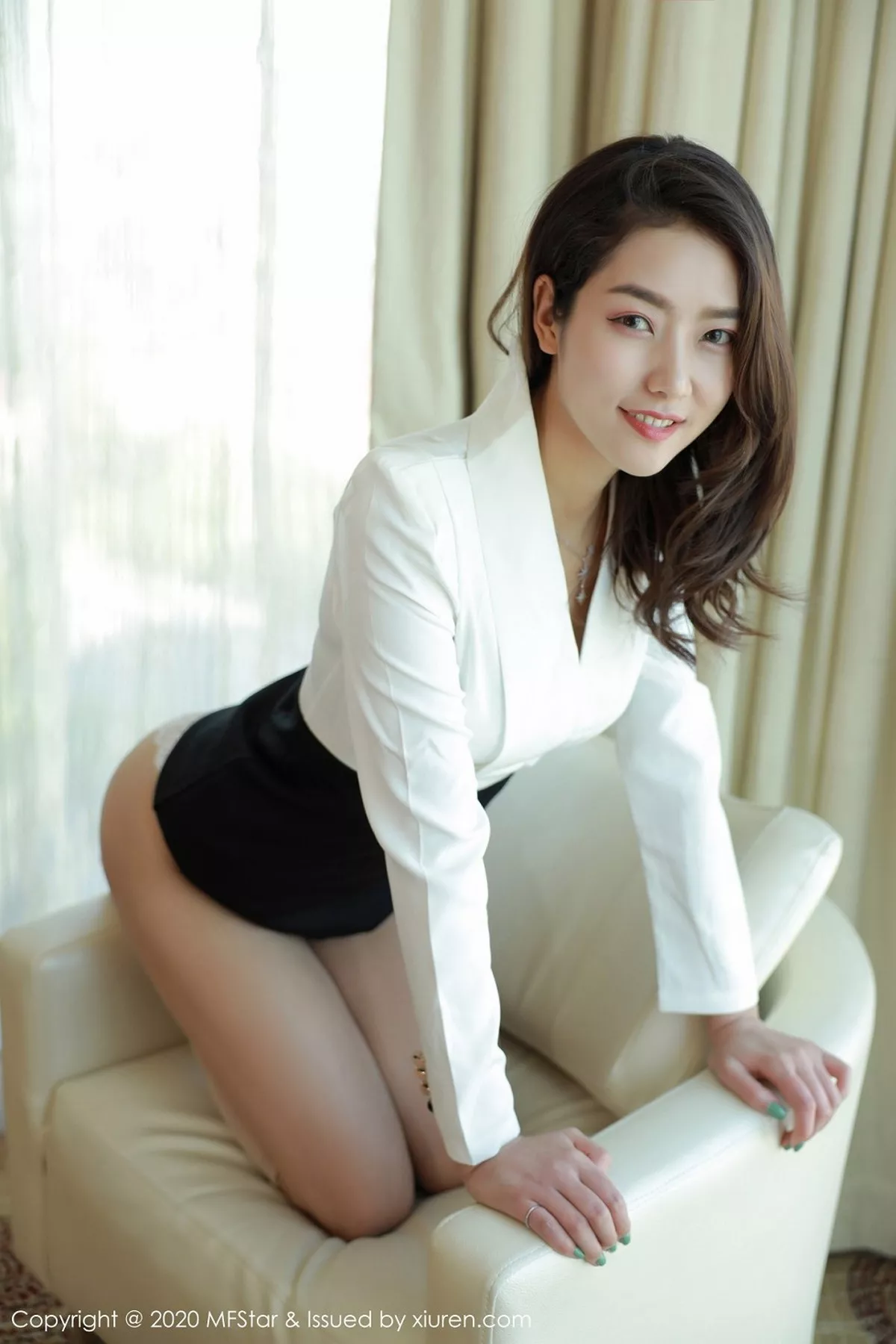 秀人集.com_[MFStar模范学院]Vol.350_嫩模方子萱经典秘书OL系列透视蕾丝内裤撩人诱惑写真66P