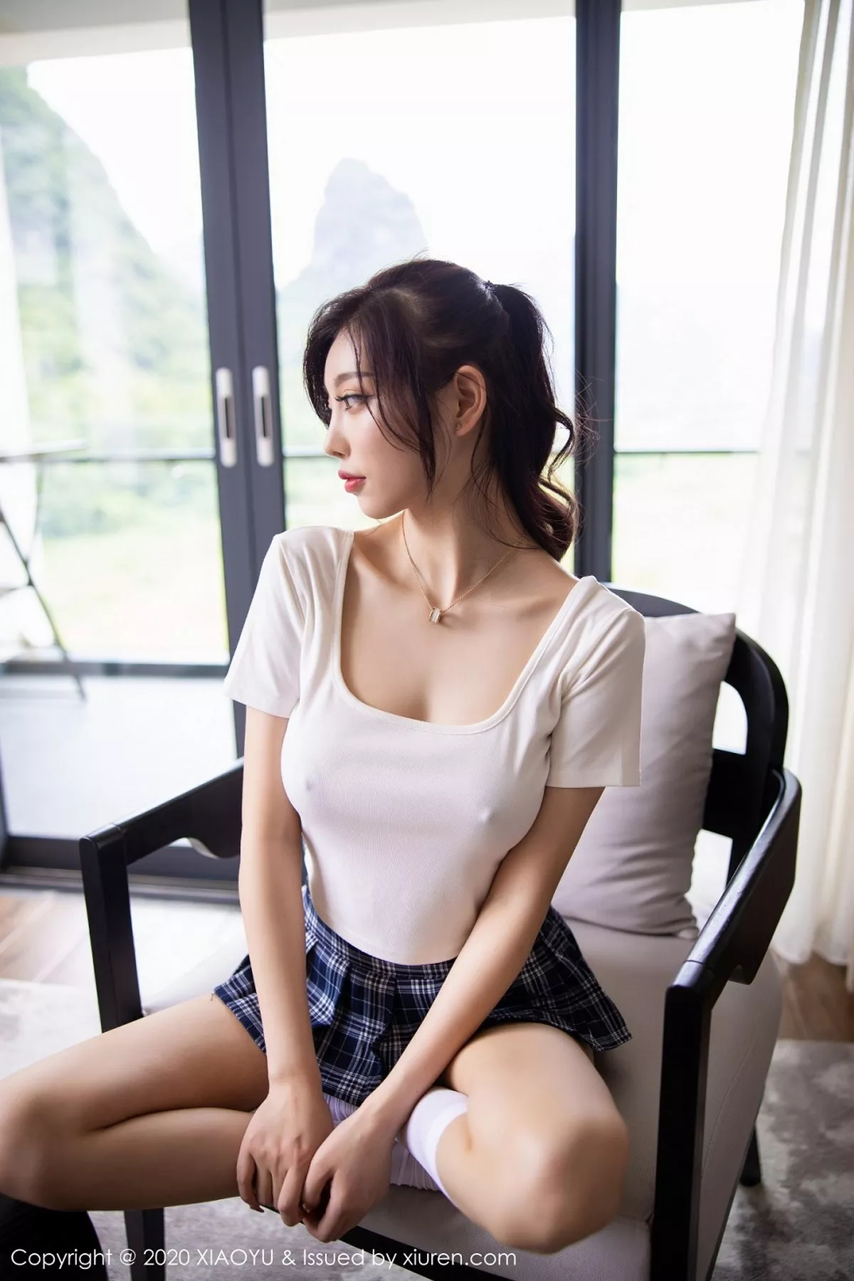 秀人集.com_[XiaoYu画语界]Vol.343_女神杨晨晨sugar阳朔旅拍格子JK短裙秀完美身材诱惑写真64P
