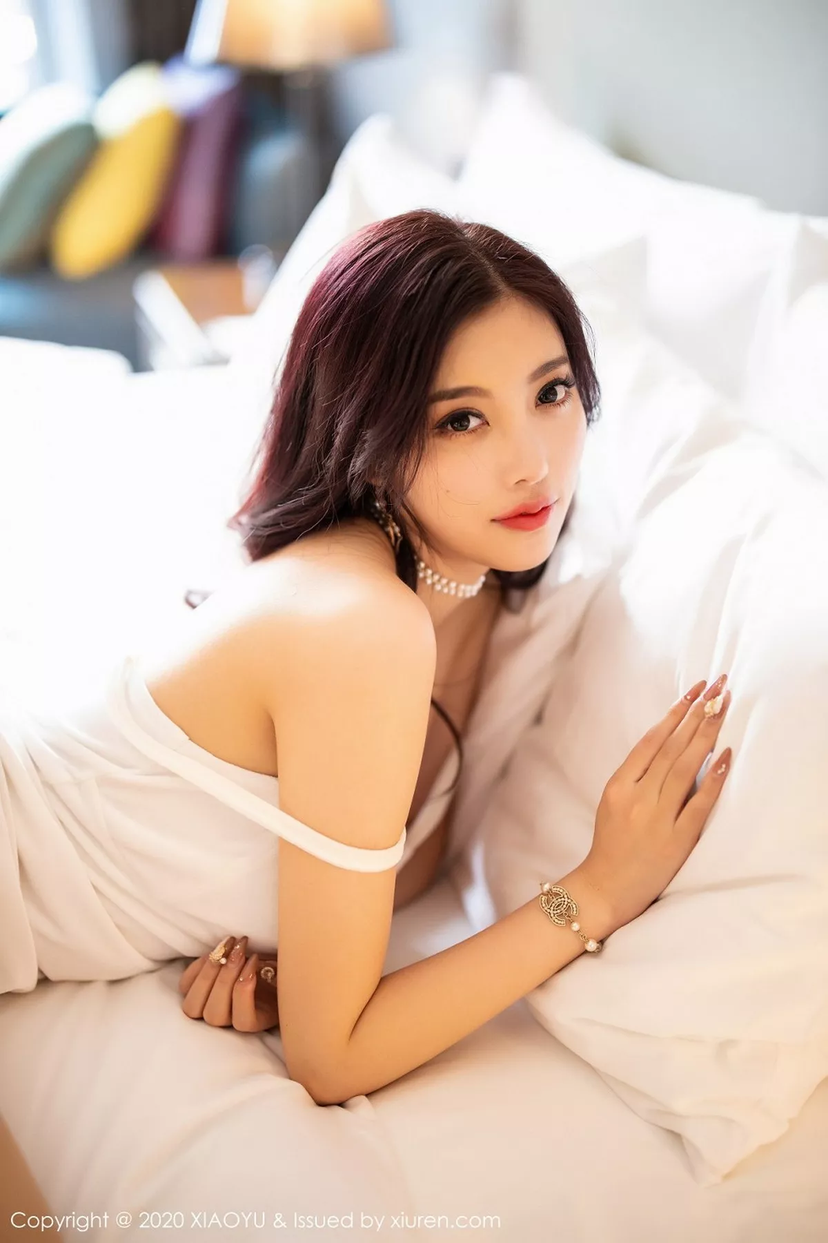 秀人集.com_[XiaoYu画语界]Vol.331_女神杨晨晨sugar私房白色吊裙配肉丝裤袜妩媚诱惑写真67P