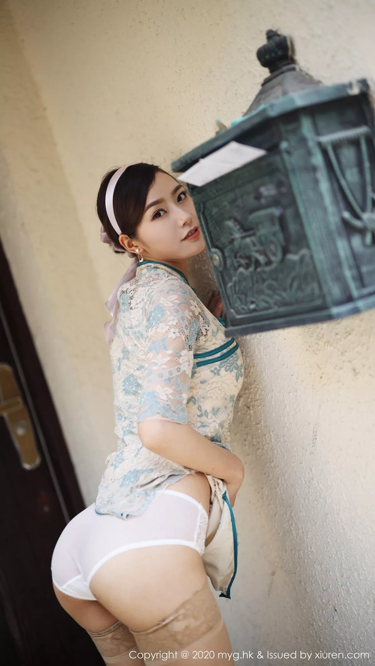 秀人集.com_[MyGirl美媛馆]Vol.446_模特方子萱私房古韵旗袍配现代丝袜秀高挑身材诱惑写真105P