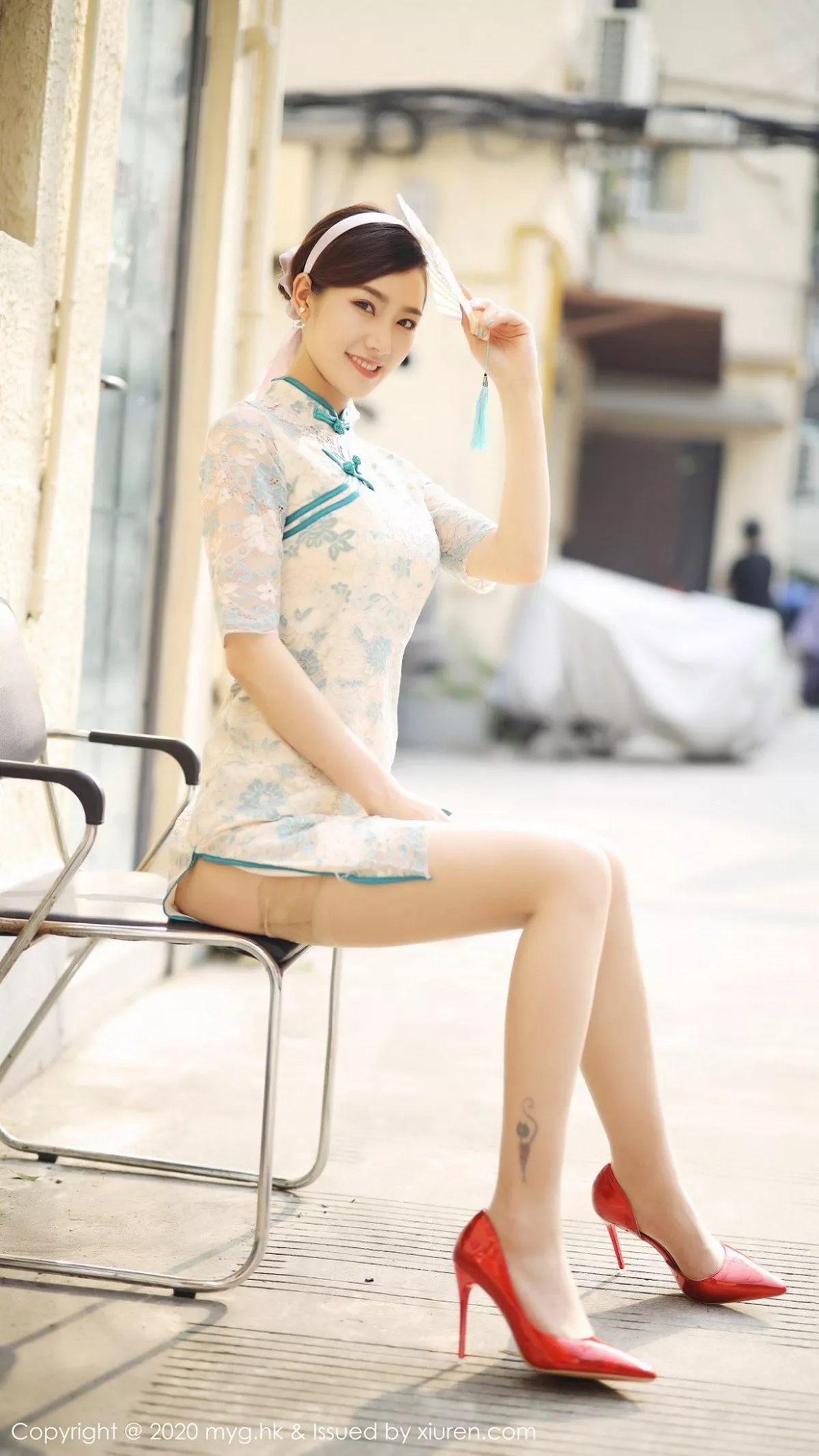 秀人集.com_[MyGirl美媛馆]Vol.446_模特方子萱私房古韵旗袍配现代丝袜秀高挑身材诱惑写真105P