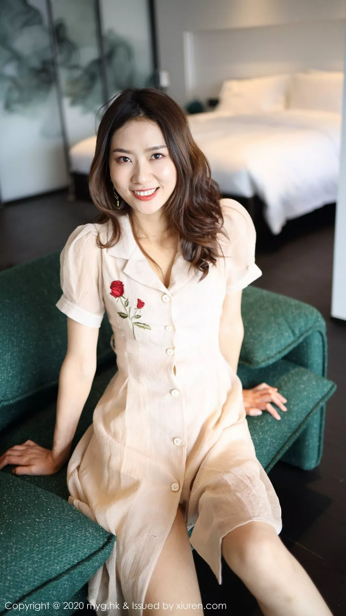 秀人集.com_[MyGirl美媛馆]Vol.447_嫩模方子萱大理旅拍私房典雅长裙半脱秀完美身材诱惑写真92P