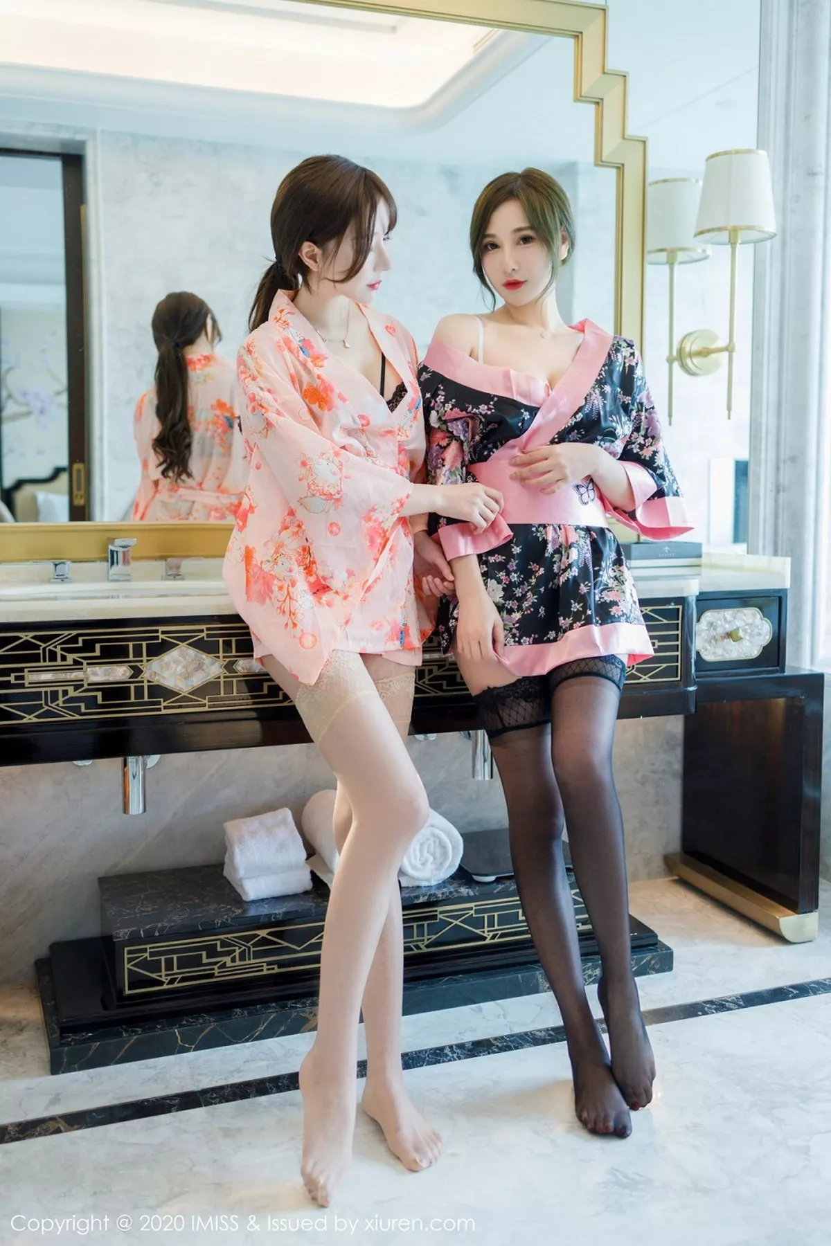秀人集.com_[IMISS爱蜜社]Vol.493_丽质模特Lavinia肉肉＆LindaLinda私房性感内衣完美诱惑写真73P