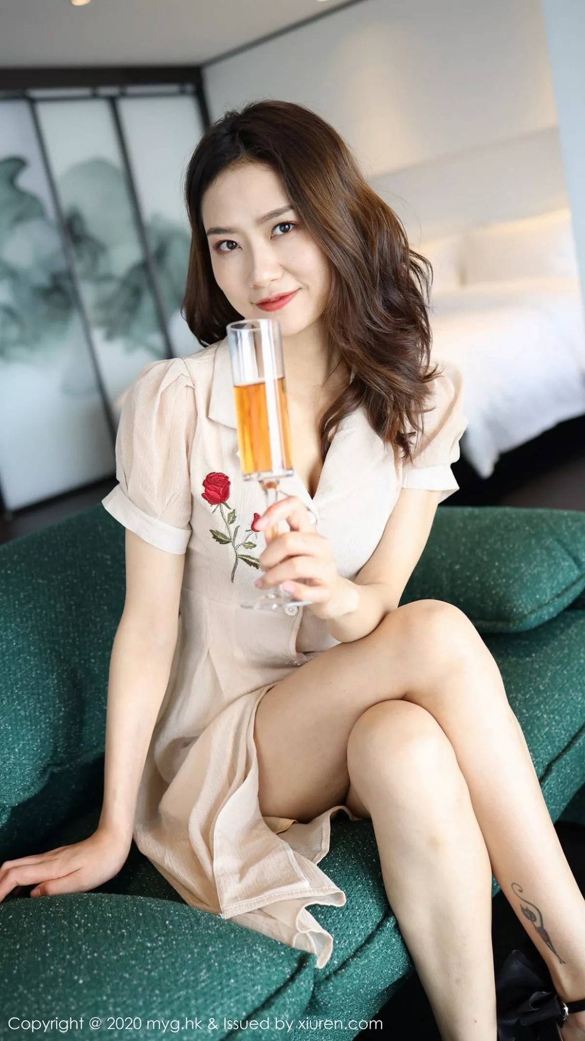 秀人集.com_[MyGirl美媛馆]Vol.447_嫩模方子萱大理旅拍私房典雅长裙半脱秀完美身材诱惑写真92P