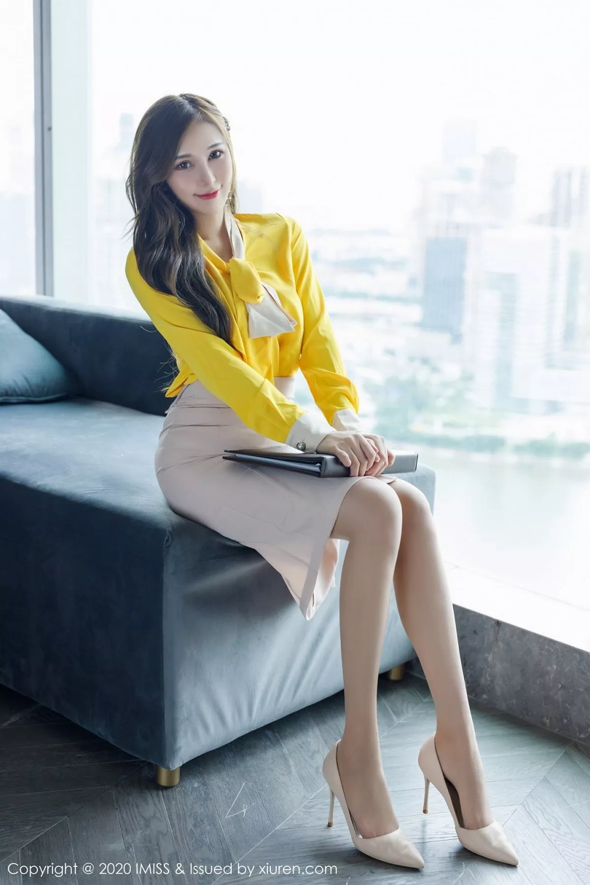 秀人集.com_[IMISS爱蜜社]Vol.494_女神Lavinia肉私房性感内衣配肉丝裤袜秀完美身材诱惑写真53P
