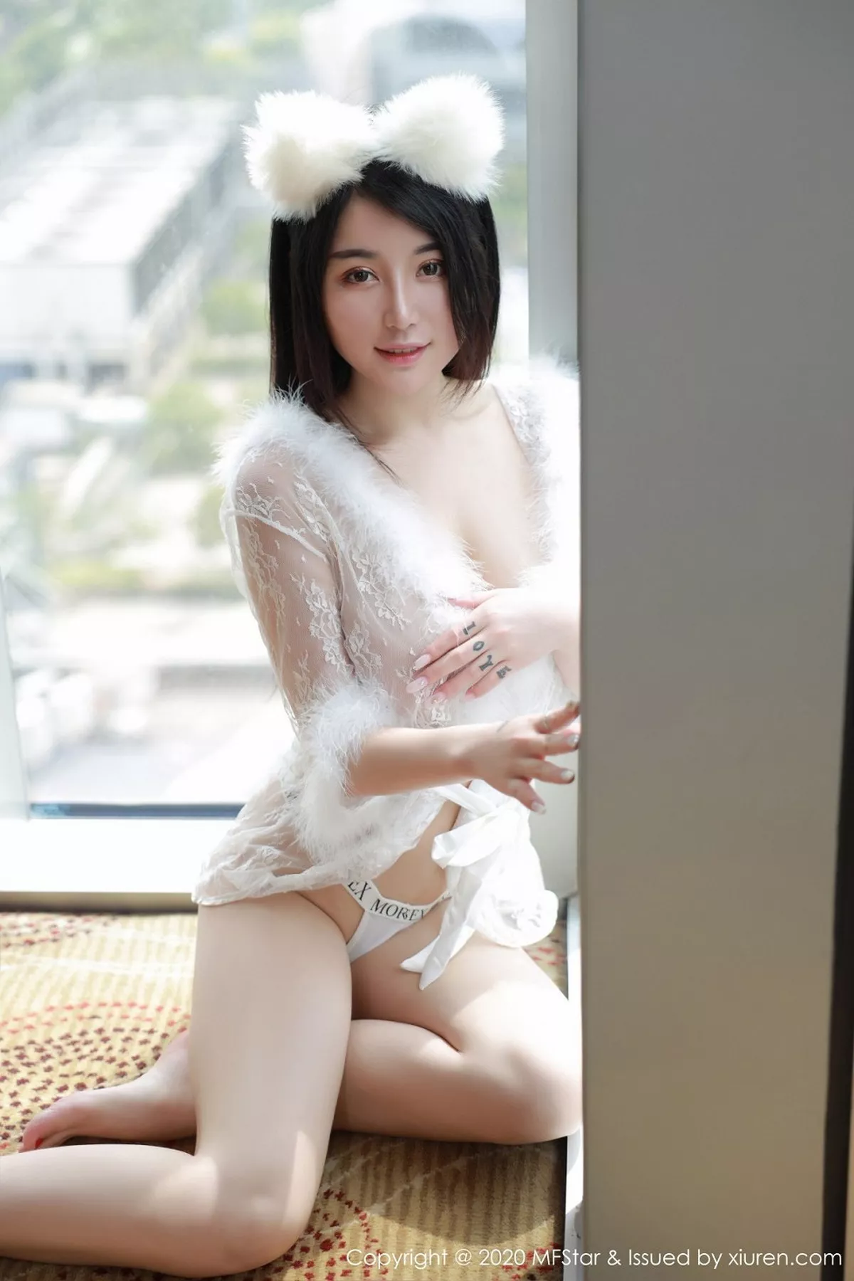 秀人集.com_[MFStar模范学院]Vol.353_嫩模美七Mia私房猫耳制服露傲人豪乳遮点极致诱惑写真45P
