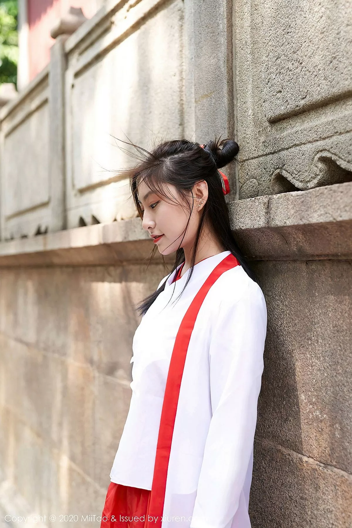 秀人集.com_[MiiTao蜜桃社]Vol.142_新人嫩模茵茵简紫霞仙子主题CoS古典风清新迷人写真34P