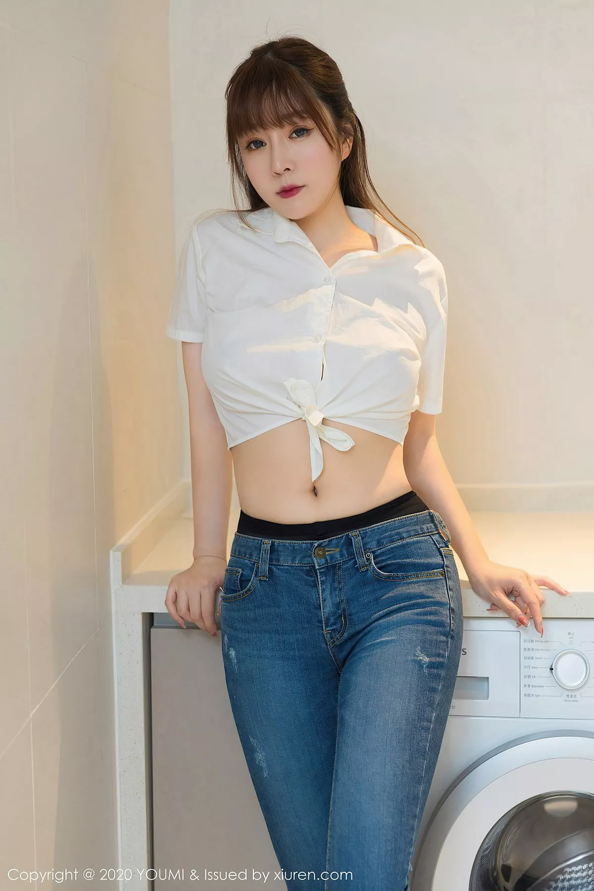 秀人集.com_[YouMi尤蜜荟]Vol.522_女神王雨纯经典白衬衫主题私房脱牛仔裤露黑丝裤袜魅惑写真90P