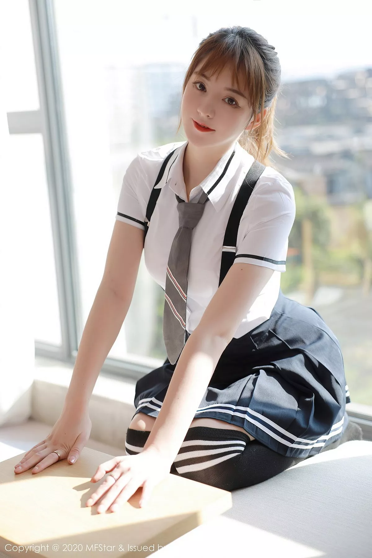 秀人集.com_[MFStar模范学院]Vol.390_嫩模yoo优优四川旅拍学院风校服主题半脱露性感内衣写真67P