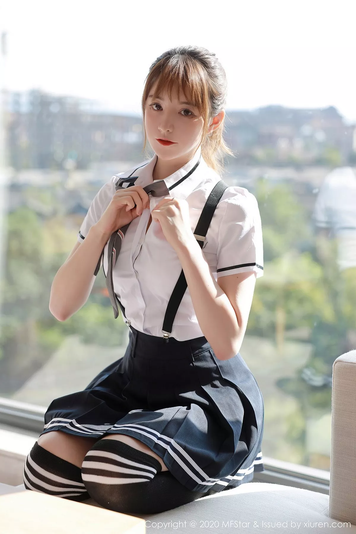 秀人集.com_[MFStar模范学院]Vol.390_嫩模yoo优优四川旅拍学院风校服主题半脱露性感内衣写真67P