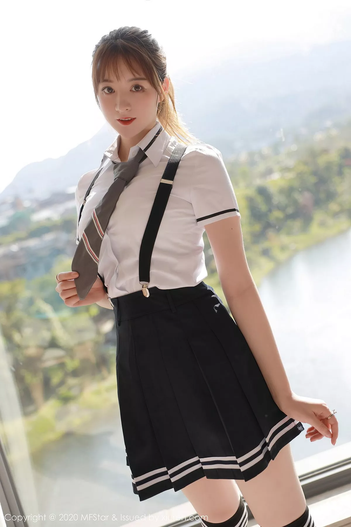 秀人集.com_[MFStar模范学院]Vol.390_嫩模yoo优优四川旅拍学院风校服主题半脱露性感内衣写真67P