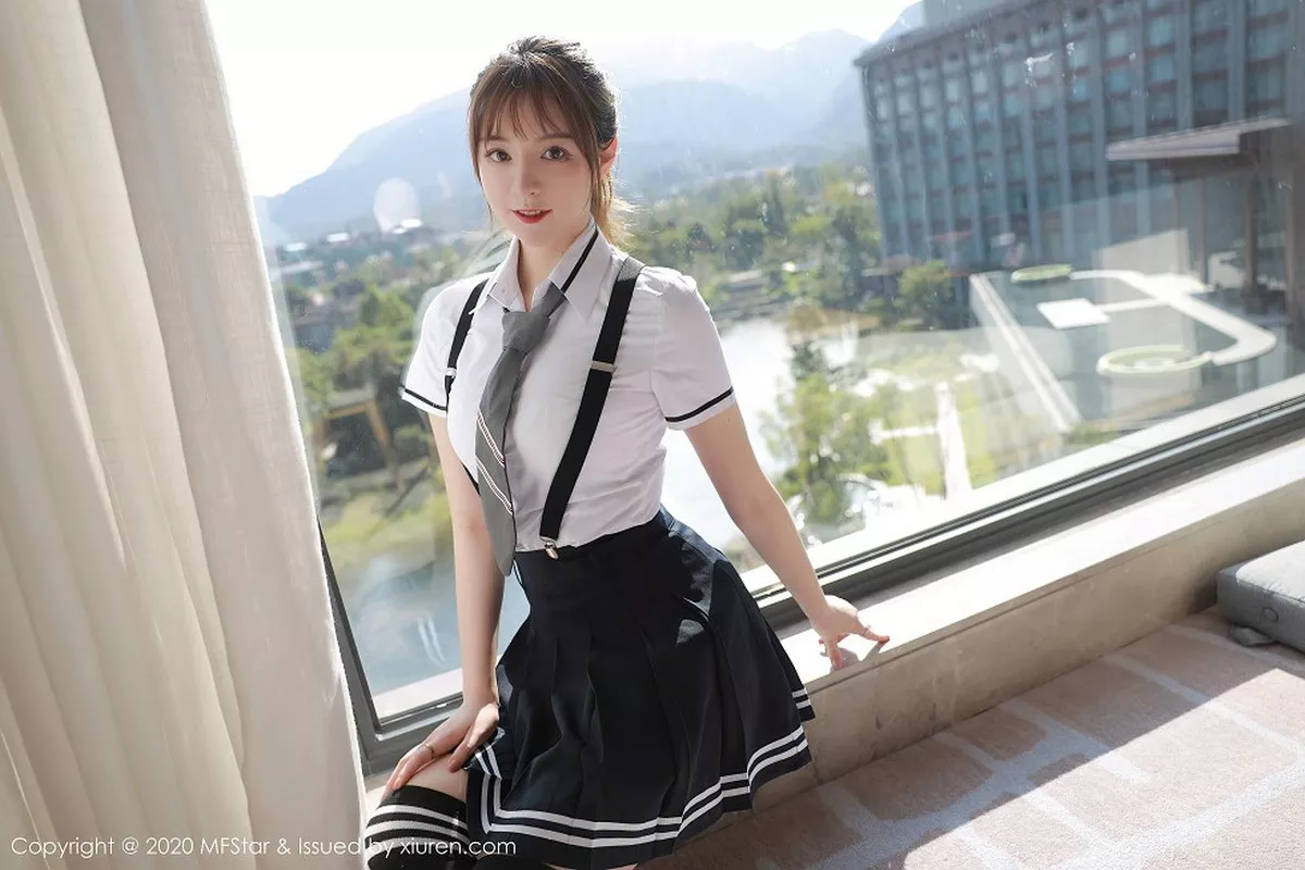秀人集.com_[MFStar模范学院]Vol.390_嫩模yoo优优四川旅拍学院风校服主题半脱露性感内衣写真67P