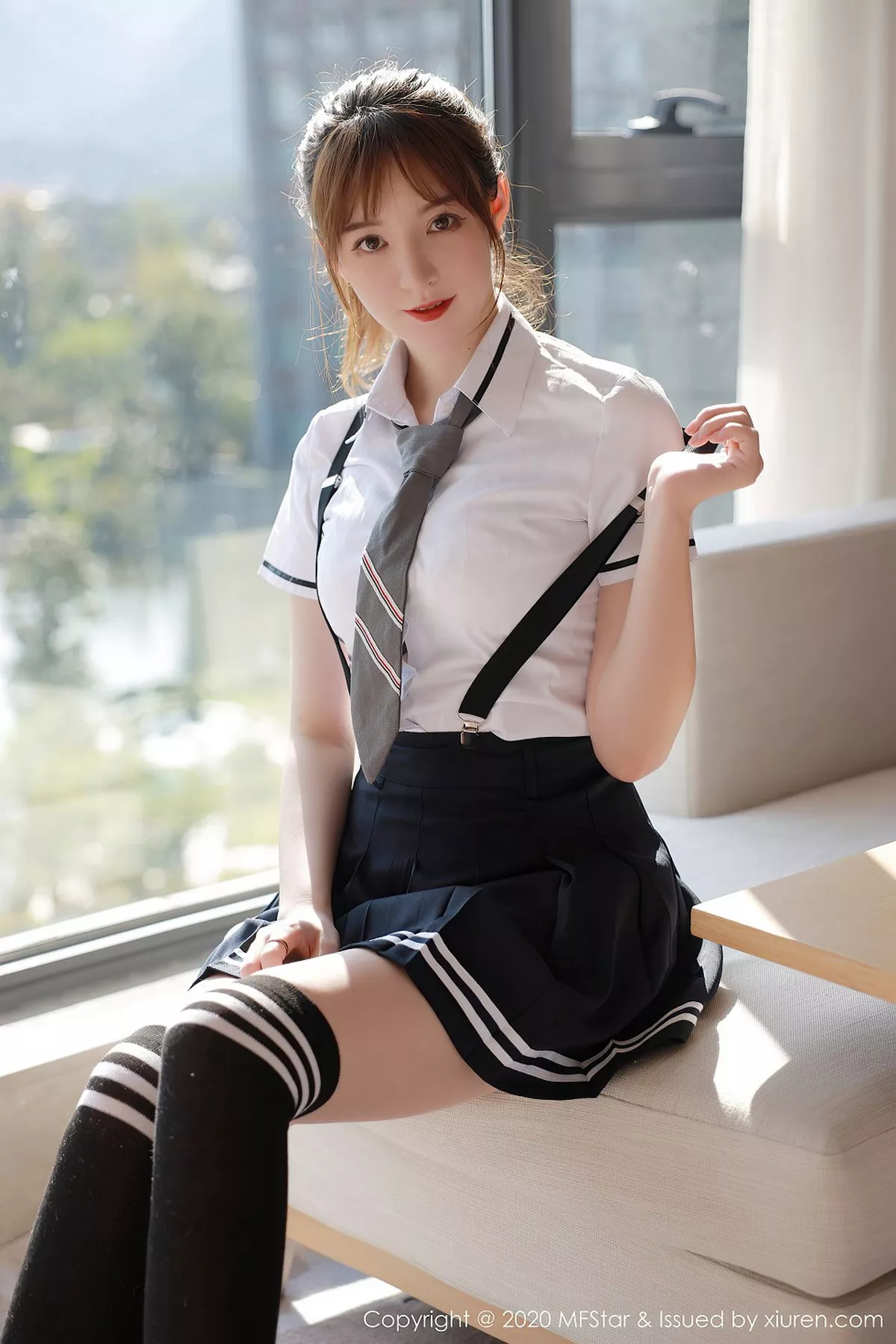 秀人集.com_[MFStar模范学院]Vol.390_嫩模yoo优优四川旅拍学院风校服主题半脱露性感内衣写真67P