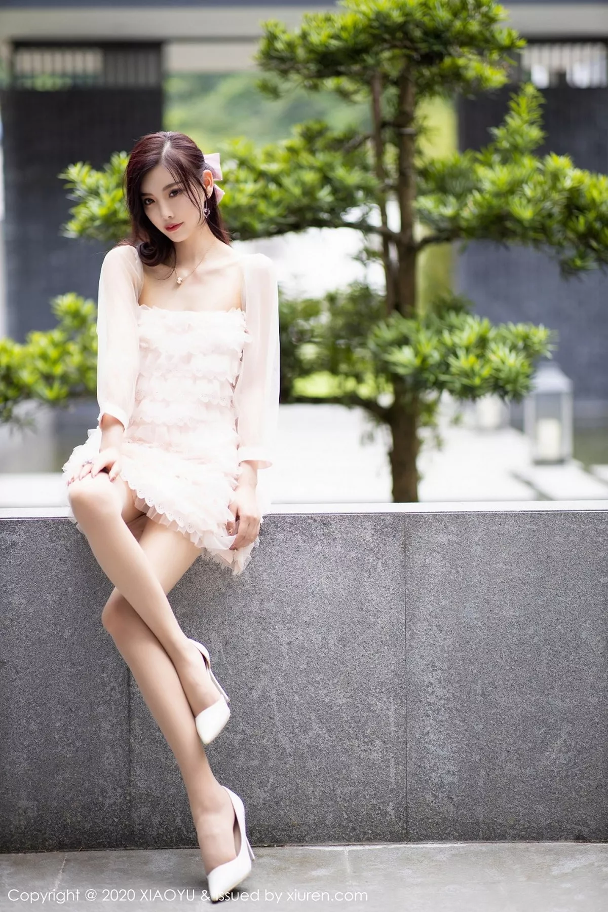 秀人集.com_[XiaoYu画语界]Vol.358_女神杨晨晨sugar阳朔旅拍粉色运动内衣秀魔鬼身材诱惑写真70P