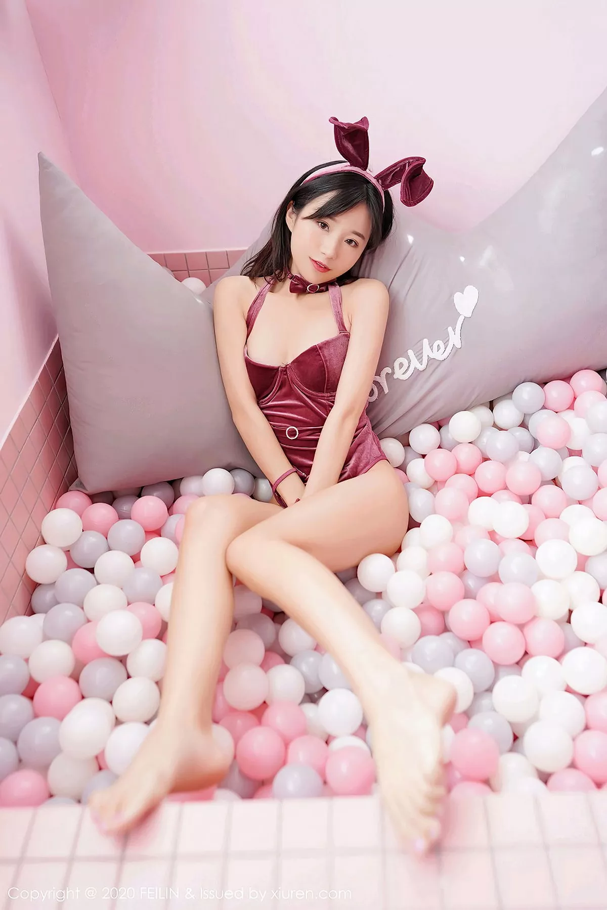 秀人集.com_[FeiLin嗲囡囡]VOL.339_嫩模仓井优香私房俏皮猫耳装+性感黑色内衣极致魅惑写真43P