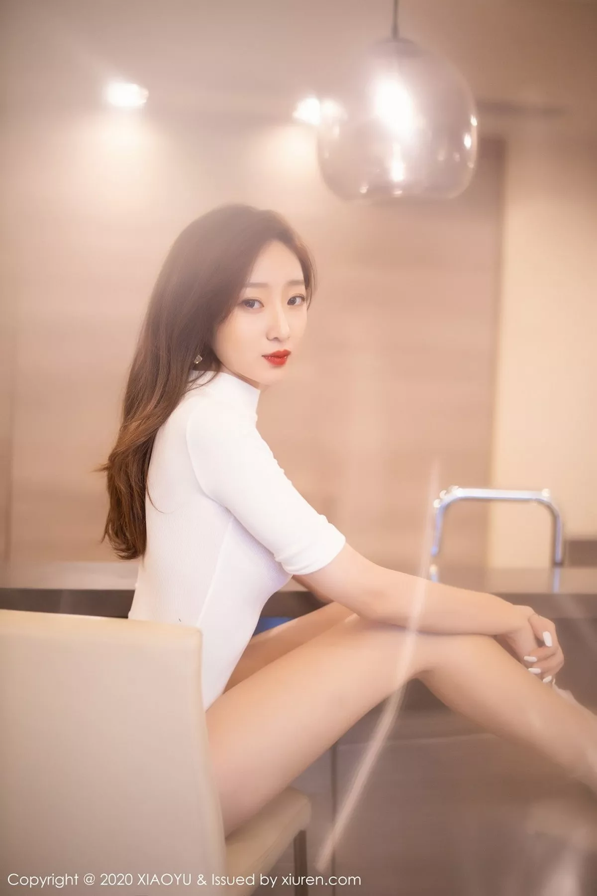 秀人集.com_[XiaoYu画语界]Vol.389_嫩模安琪Yee私房白色高叉连体衣配薄透丝袜秀美腿性感写真88P