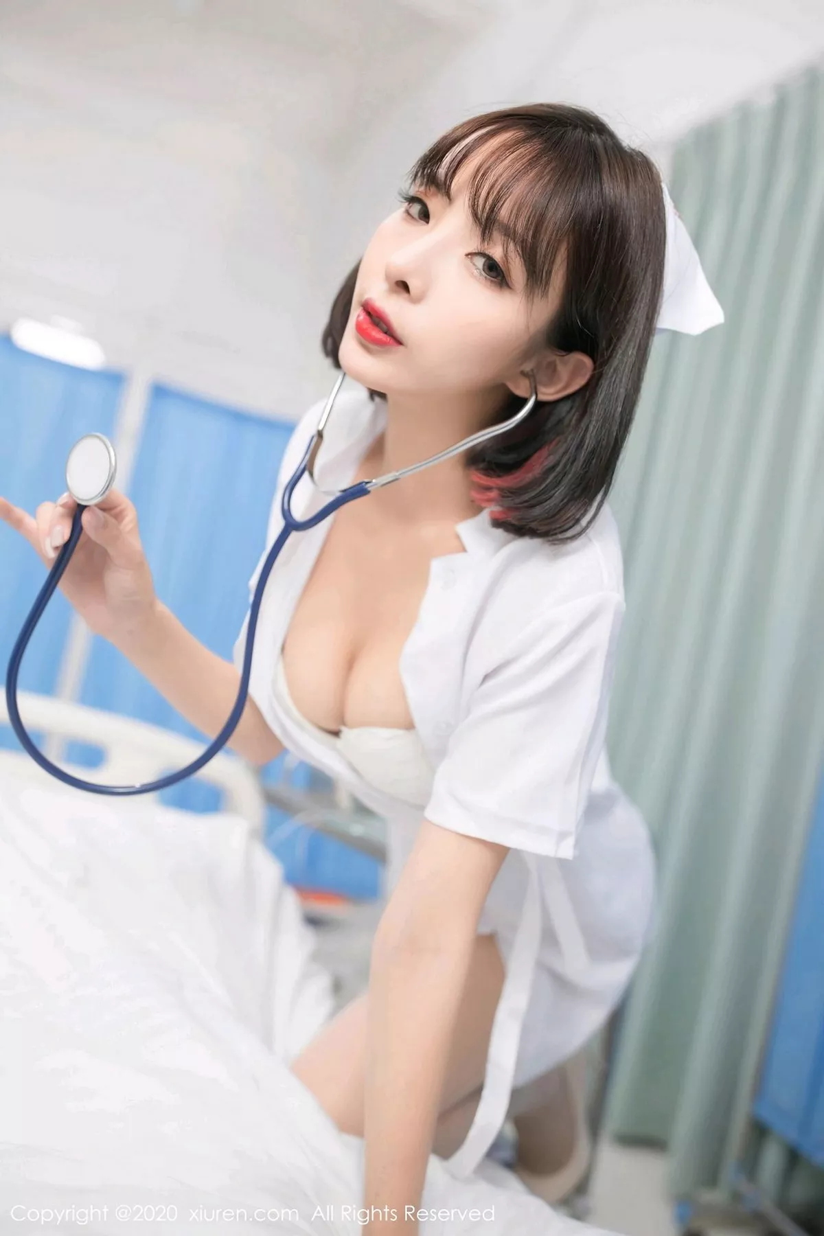 秀人集.com_[XiuRen秀人网]No.2698_嫩模陈小喵私房护士剧情主题无内肉丝裤袜秀翘臀惹火诱惑写真68P