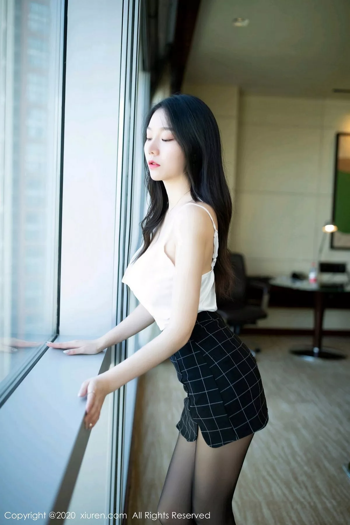 秀人集.com_[XiuRen秀人网]No.2710_嫩模安然Maleah私人秘书主题白色吊带内衣配黑丝裤袜诱惑写真55P