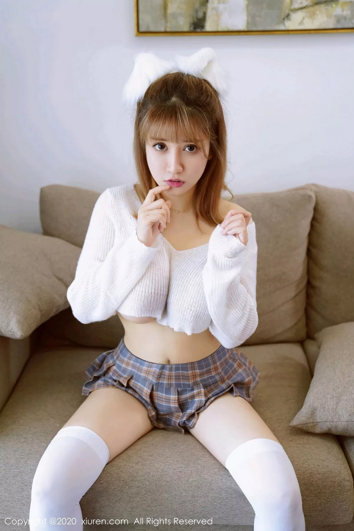 秀人集.com_[XiuRen秀人网]No.2715_嫩模周大萌私房针织毛衣配JK短裙露白嫩翘臀极致诱惑写真50P