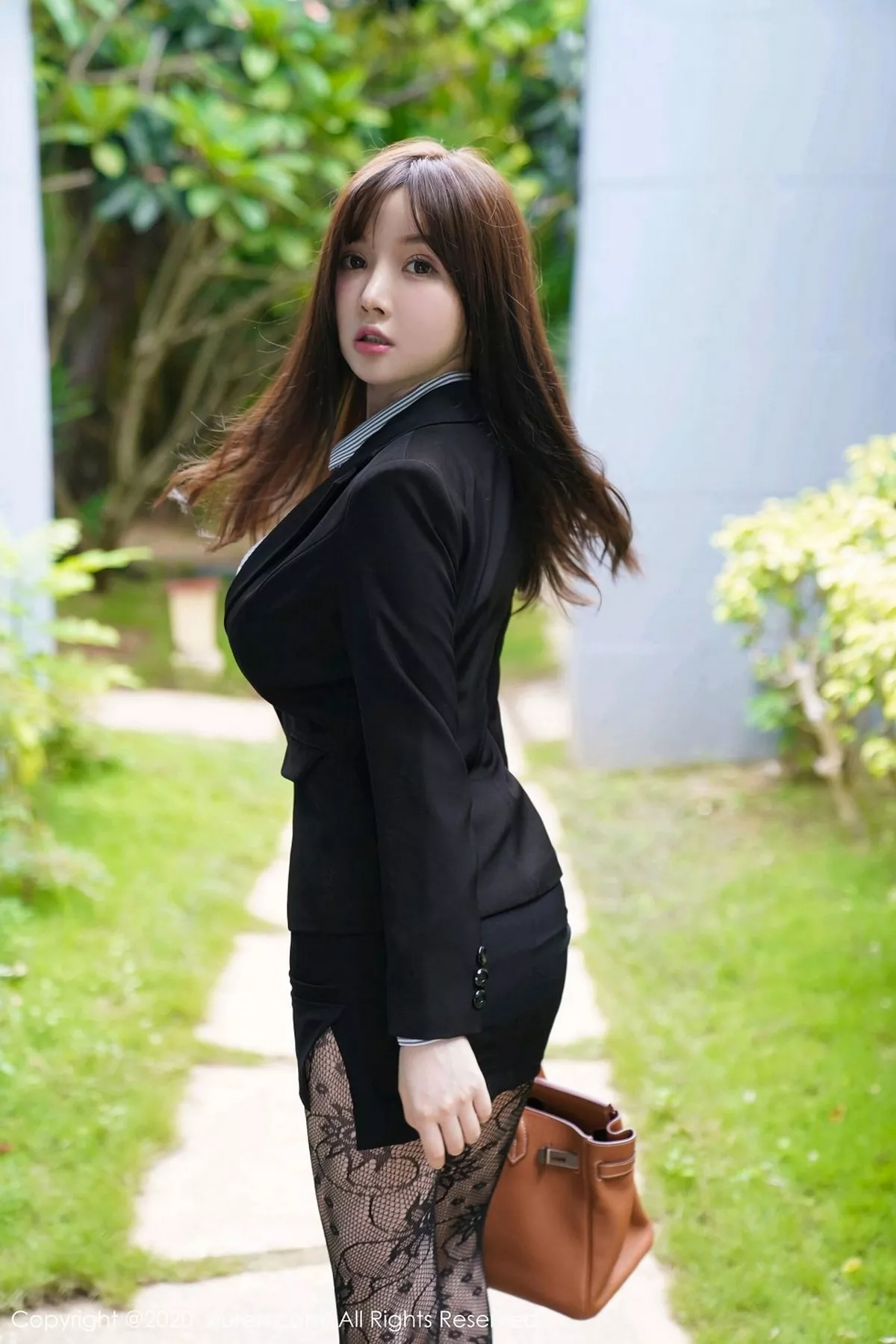 秀人集.com_[XiuRen秀人网]No.2725_女神糯美子Mini经典职场0L主题蕾丝内衣配黑丝网袜撩人诱惑写真77P