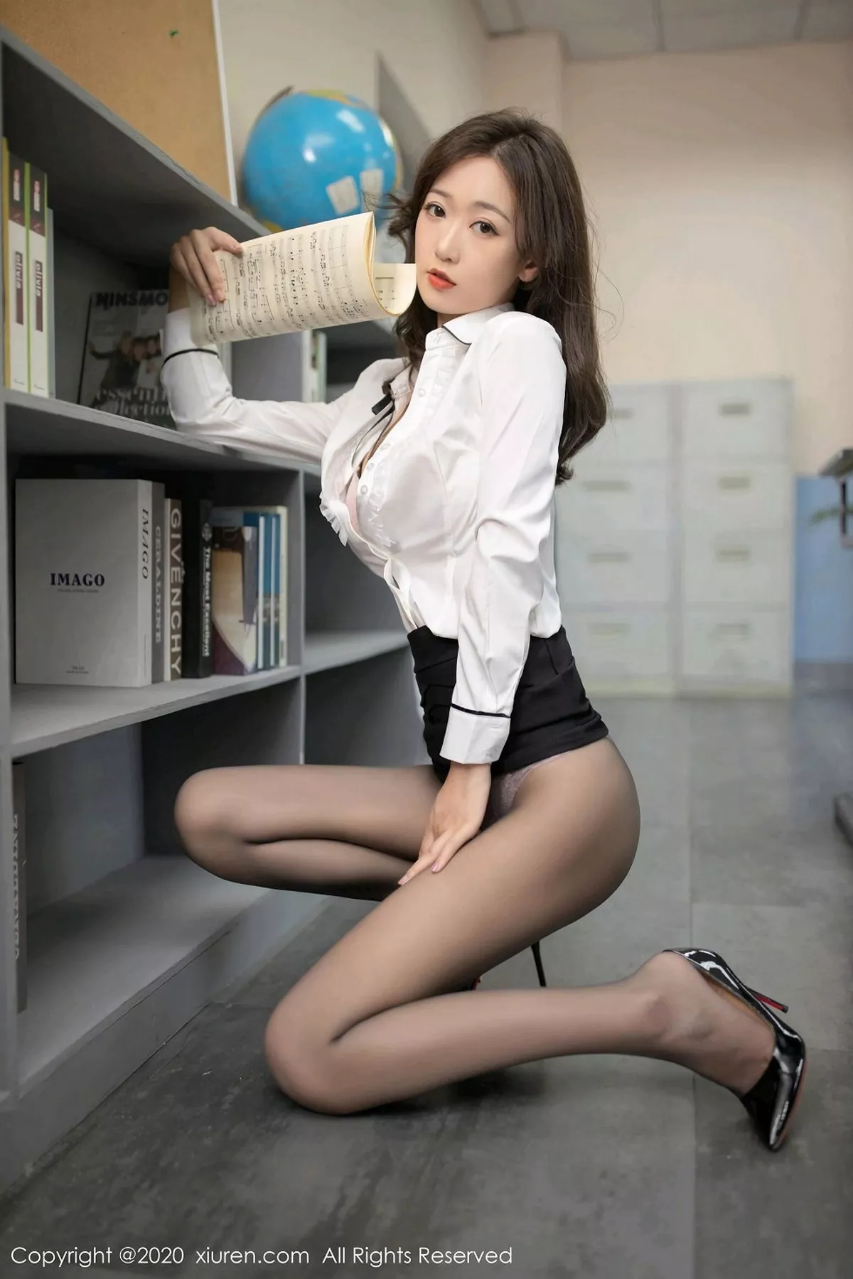 秀人集.com_[XiuRen秀人网]No.2739_嫩模唐安琪唱诗班老师主题开档黑丝裤袜秀蕾丝内裤极致诱惑写真66P