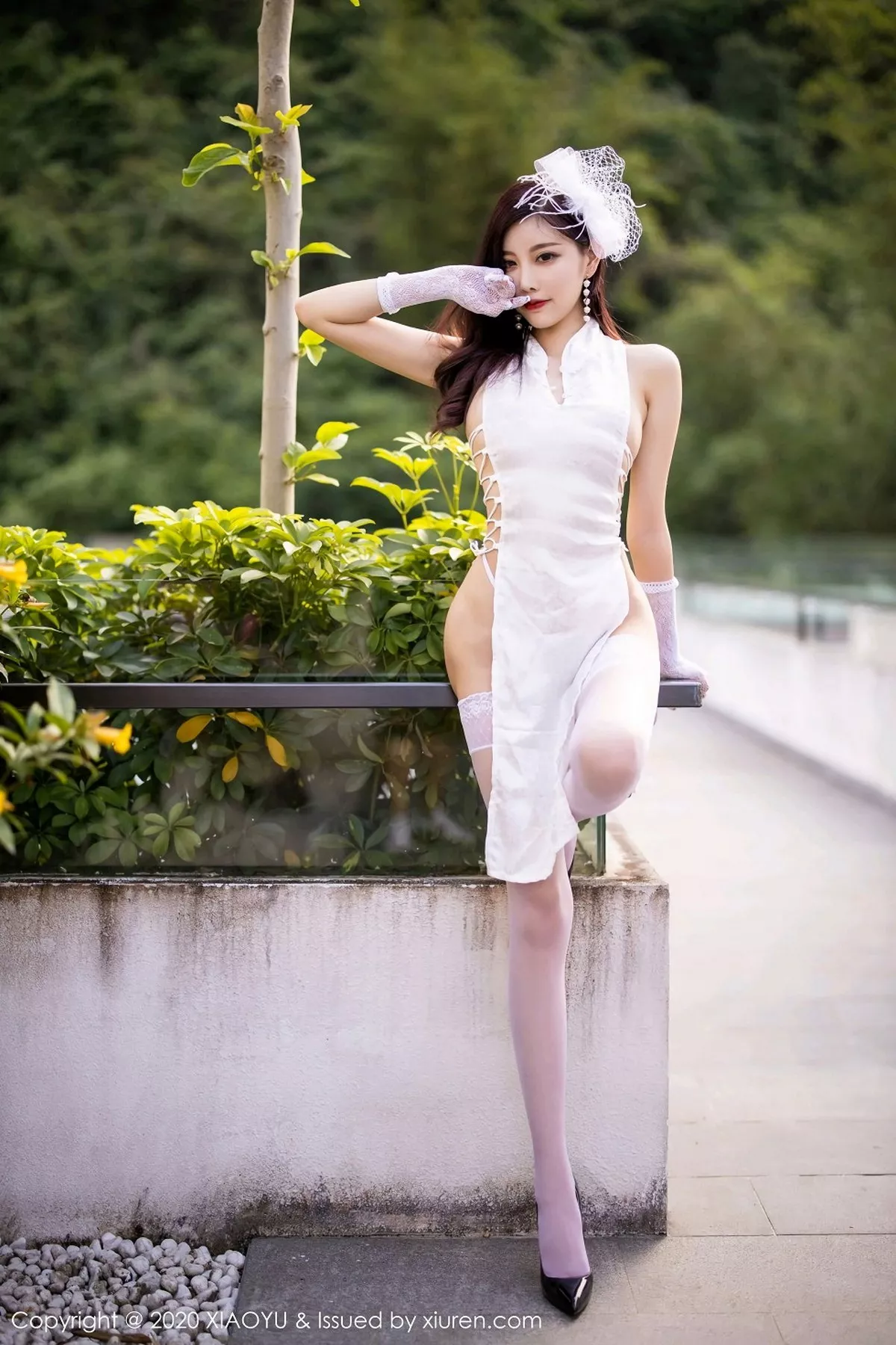 秀人集.com_[XiaoYu画语界]Vol.403_女神杨晨晨sugar阳朔旅拍典雅贵妇装扮主题私房完美诱惑写真70P