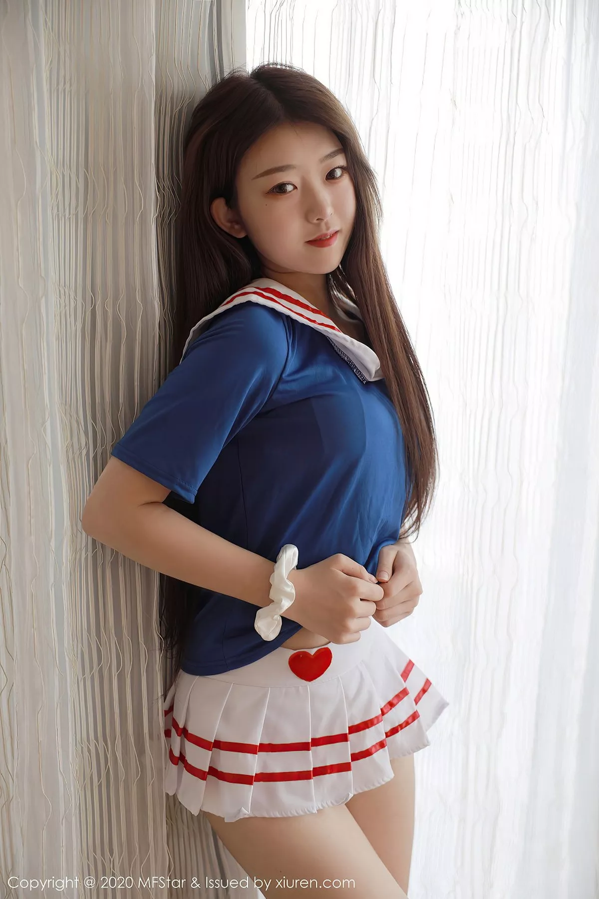 秀人集.com_[MFStar模范学院]Vol.395_嫩模小奶瓶呜鸣私房水手服性感百褶裙秀翘臀美腿诱惑写真60P