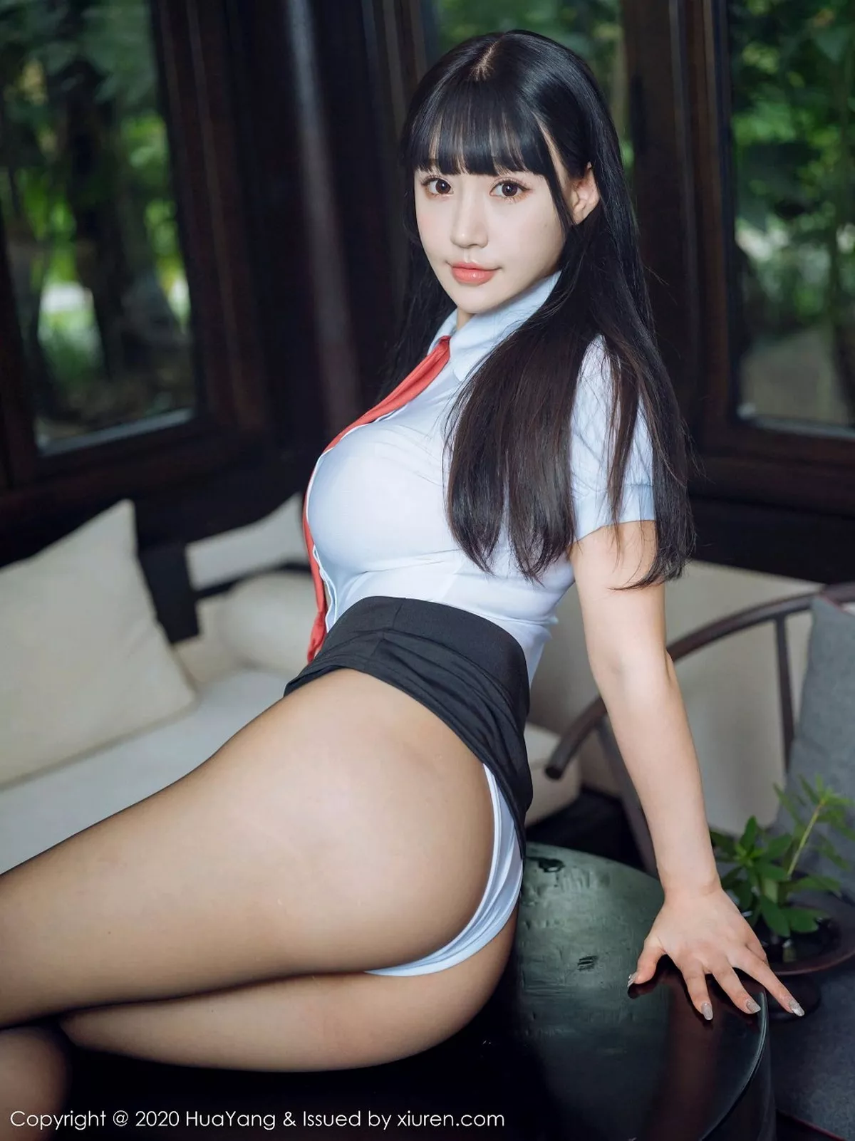秀人集.com_[HuaYang花漾]Vol.318_女神朱可儿Flower西双版纳旅拍性感白衬衣配黑丝裤袜诱惑写真58P