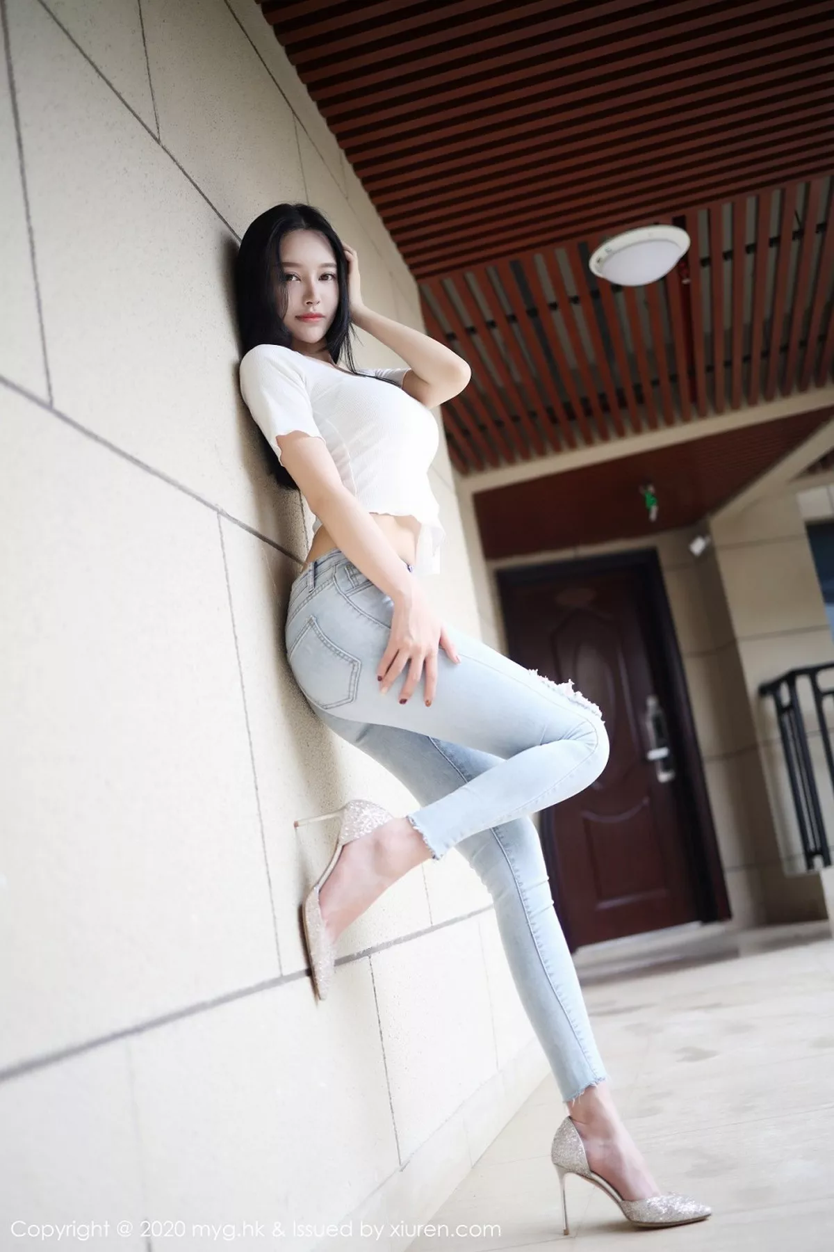 秀人集.com_[MyGirl美媛馆]Vol.459_女神唐琪儿私房破烂紧身牛仔裤半脱露翘臀撩人诱惑写真72P