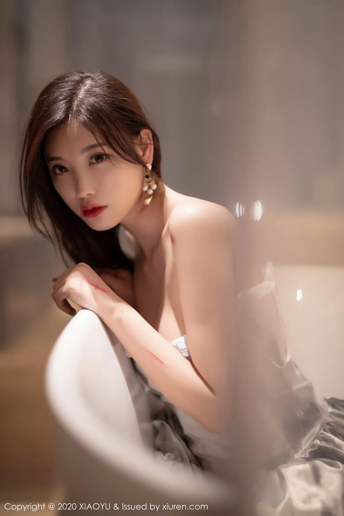 秀人集.com_[XiaoYu画语界]Vol.423_女神杨晨晨sugar私房薄透婚纱配情趣内裤秀火辣身材诱惑写真61P