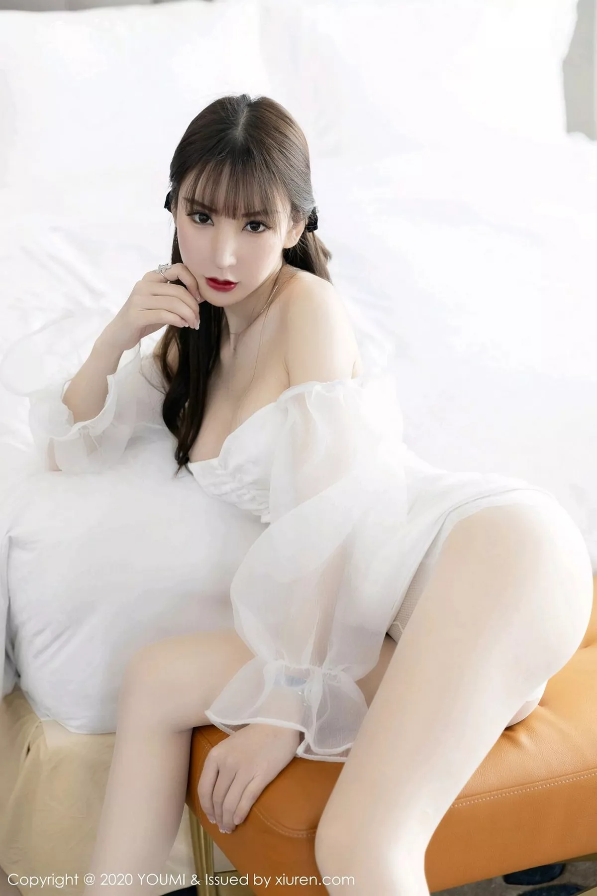 秀人集.com_[YouMi尤蜜荟]Vol.570_女神周于希Sandy洁白轻透服饰半脱秀豪乳翘臀撩人诱惑写真58P