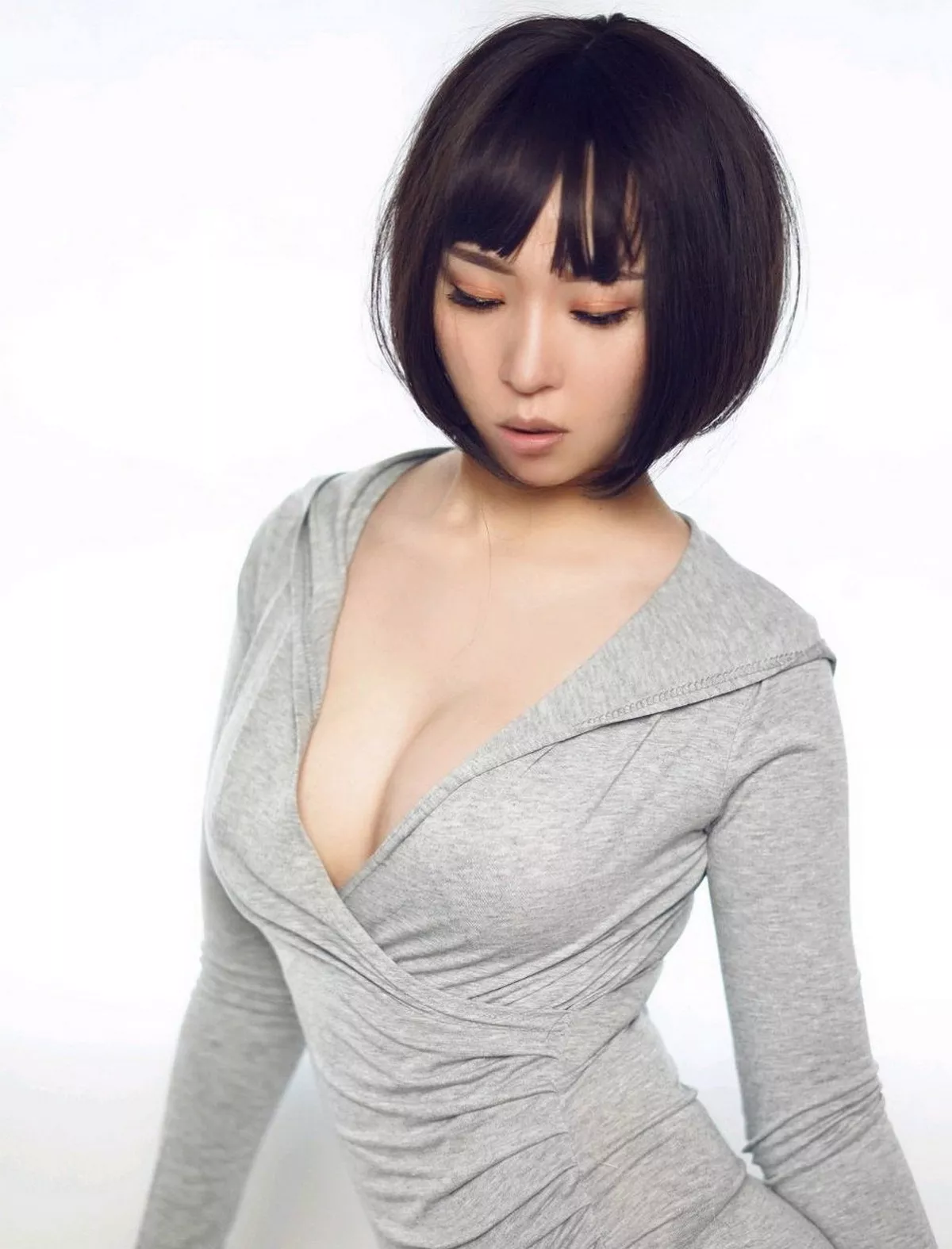 秀人集.com_[XiuRen秀人网]No.2802_嫩模小波多黑白变换警花魅惑制服私房撩人意语秀翘臀诱惑写真36P