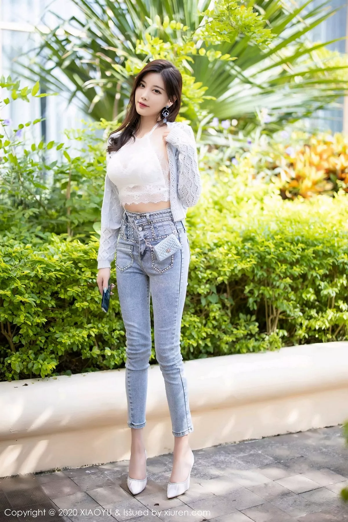 秀人集.com_[XiaoYu画语界]Vol.433_女神杨晨晨sugar床上脱牛仔裤露蕾丝内裤秀翘臀诱惑写真93P