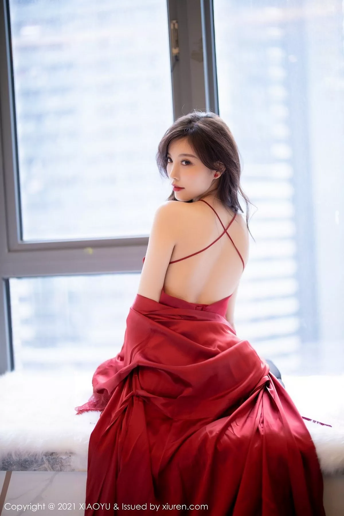 秀人集.com_[XiaoYu画语界]Vol.460_女神杨晨晨sugar红色蕾丝外衣配超薄黑丝裤袜秀翘臀诱惑写真71P